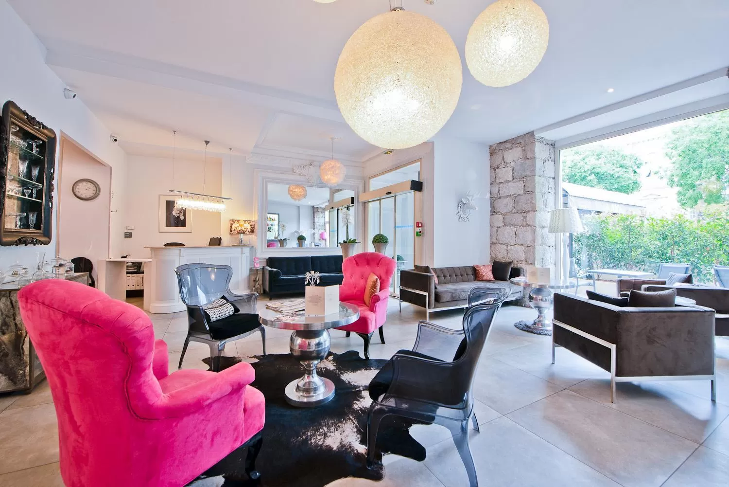 Living room in Hotel La Villa Nice Victor Hugo