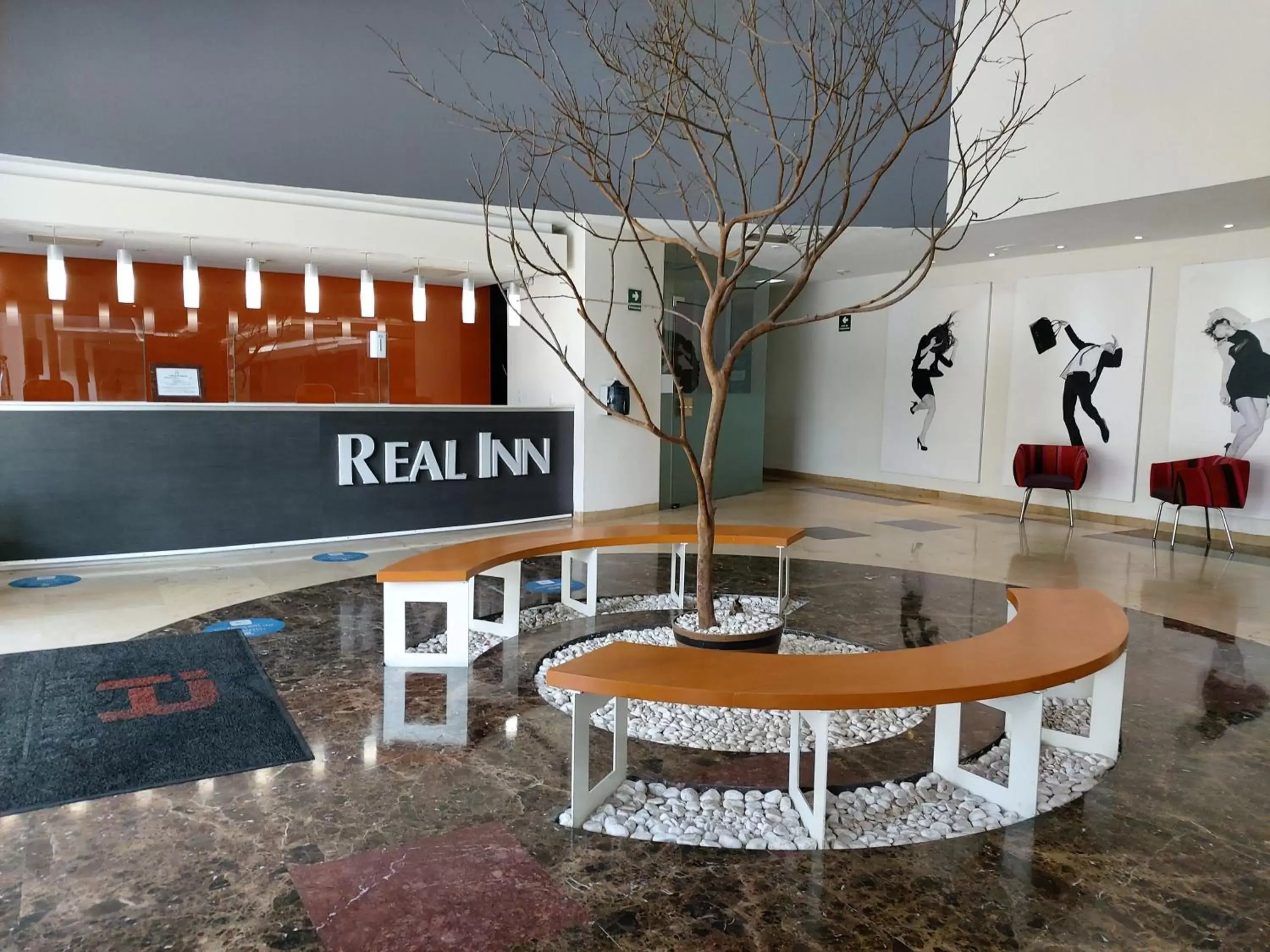 Lobby or reception in Real Inn Perinorte