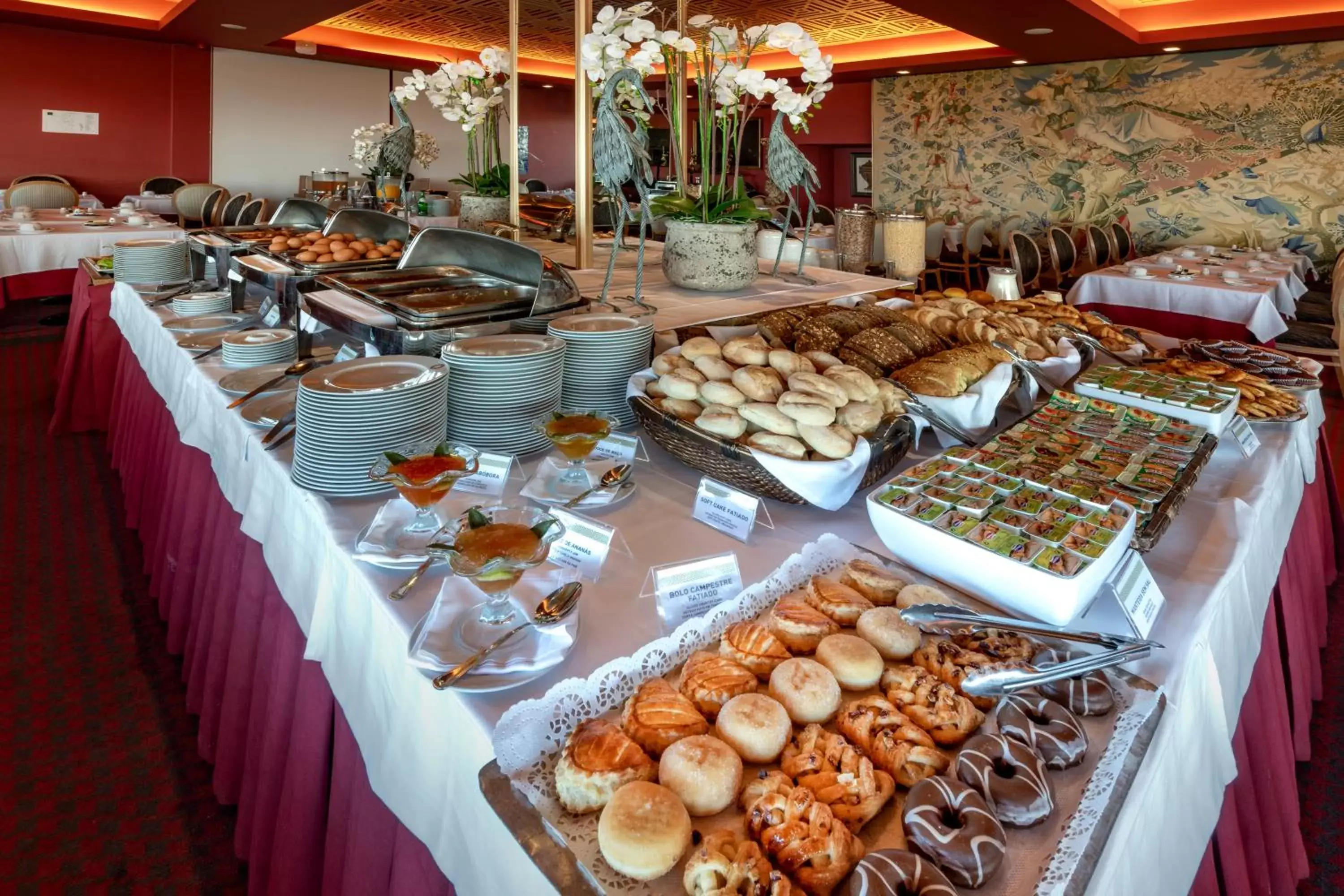 Breakfast, Food in Algarve Casino Hotel