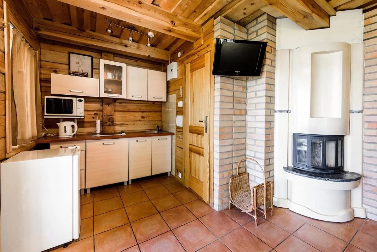 Kitchen/Kitchenette in Svečių namai Smalvas