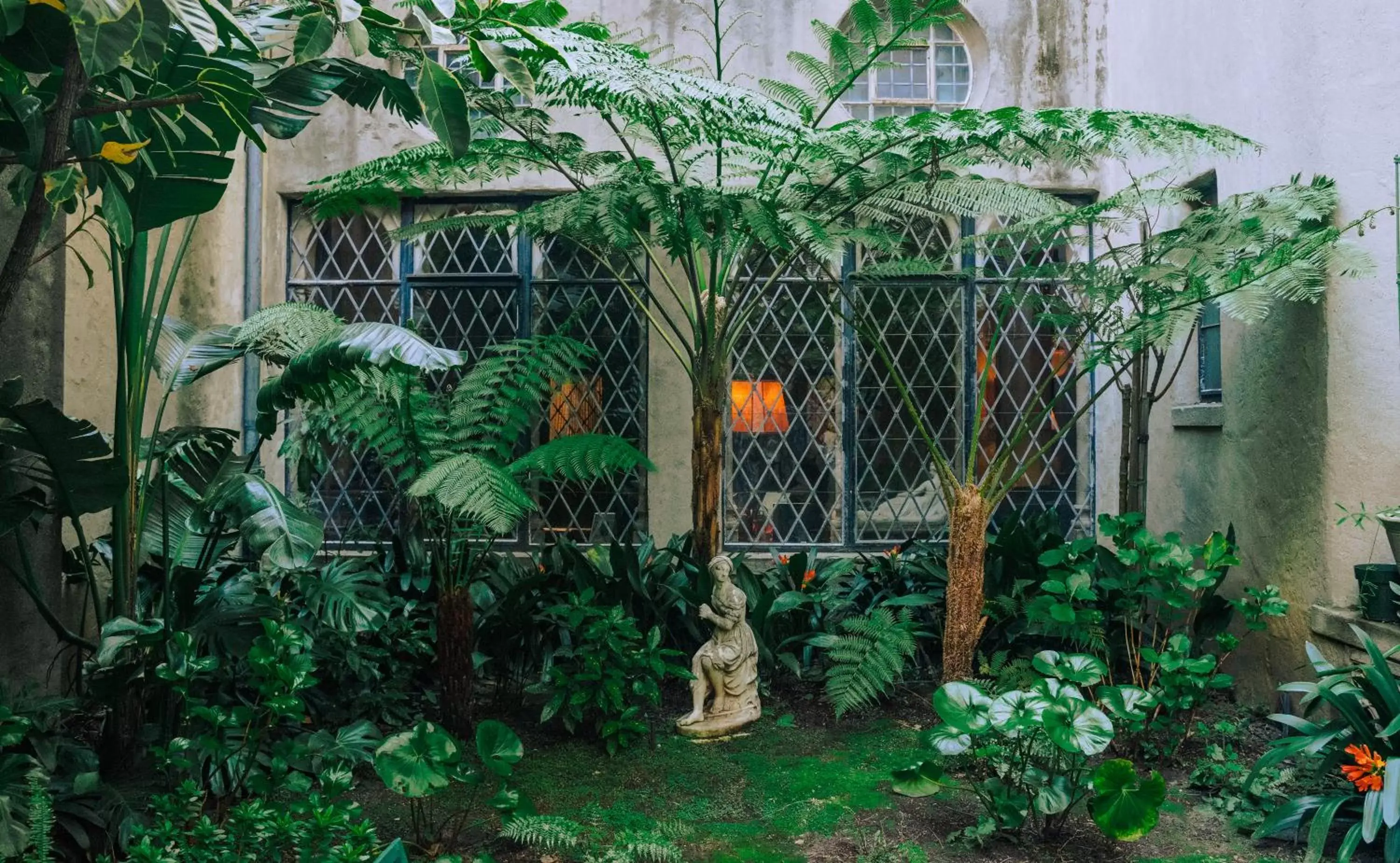 Inner courtyard view in Berkeley City Club Hotel