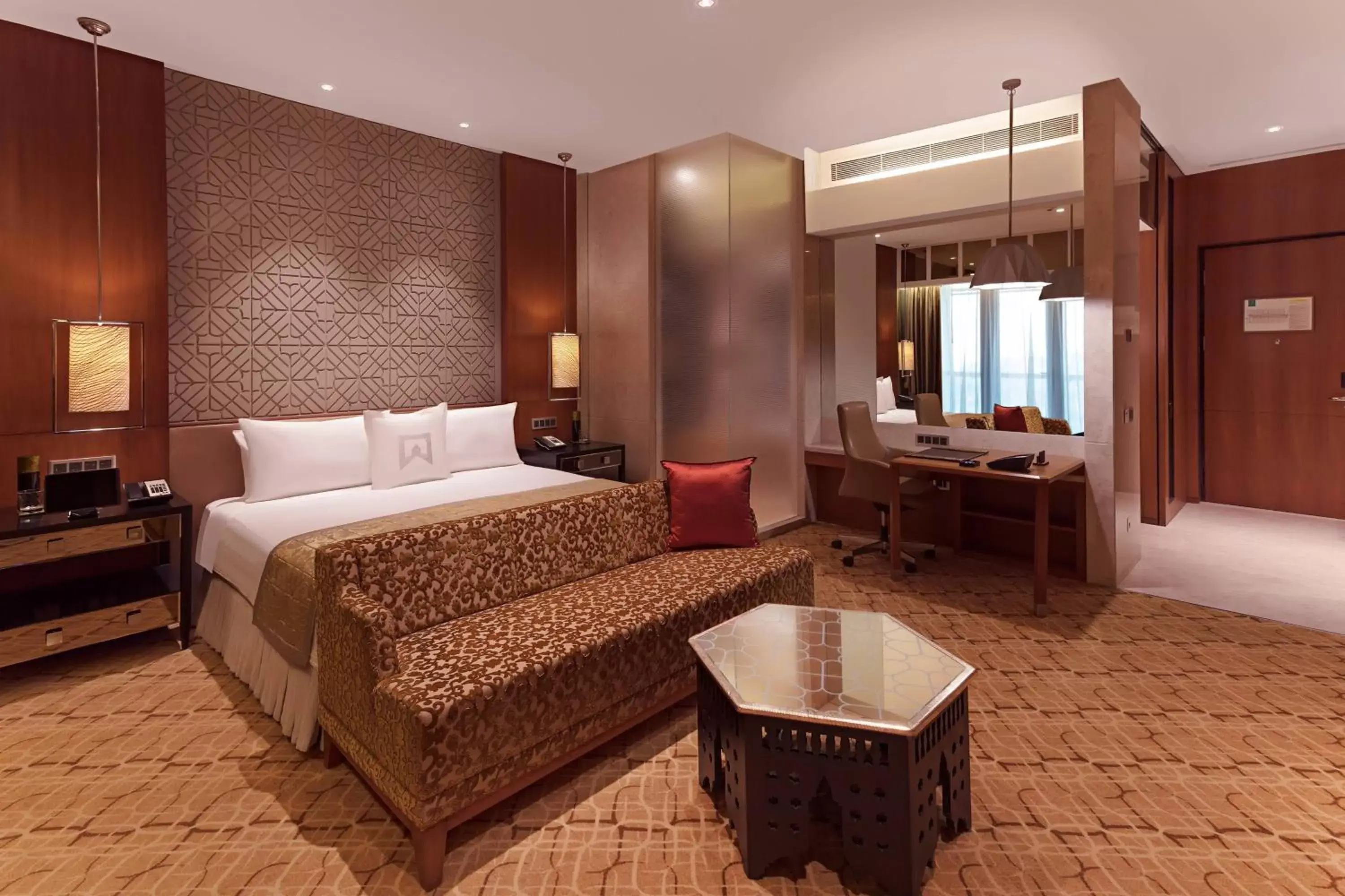 Photo of the whole room in ITC Kohenur, a Luxury Collection Hotel, Hyderabad