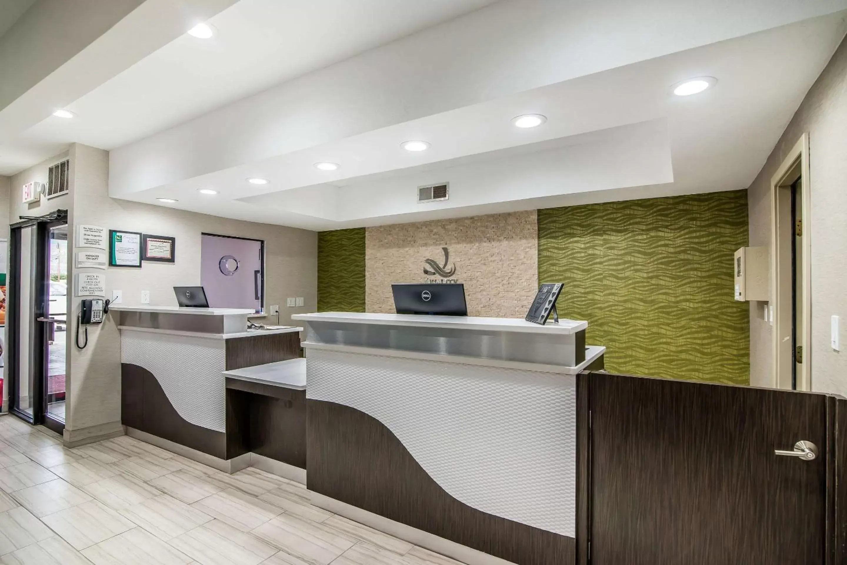 Lobby or reception, Lobby/Reception in Quality Inn & Suites Near White Sands National Park