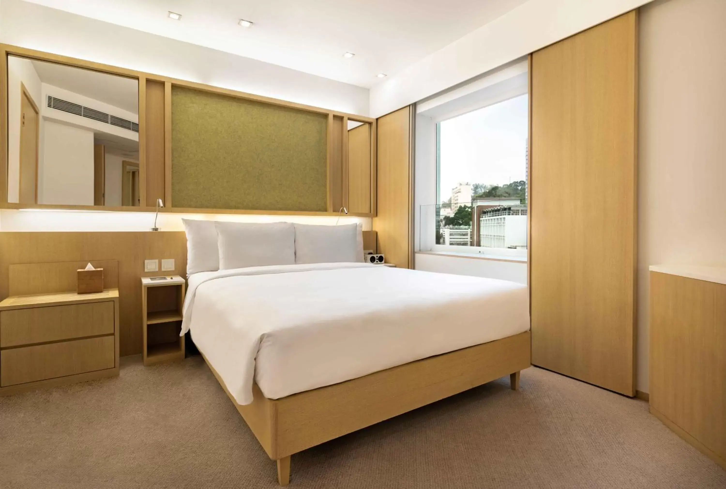 Bedroom, Bed in Eaton HK