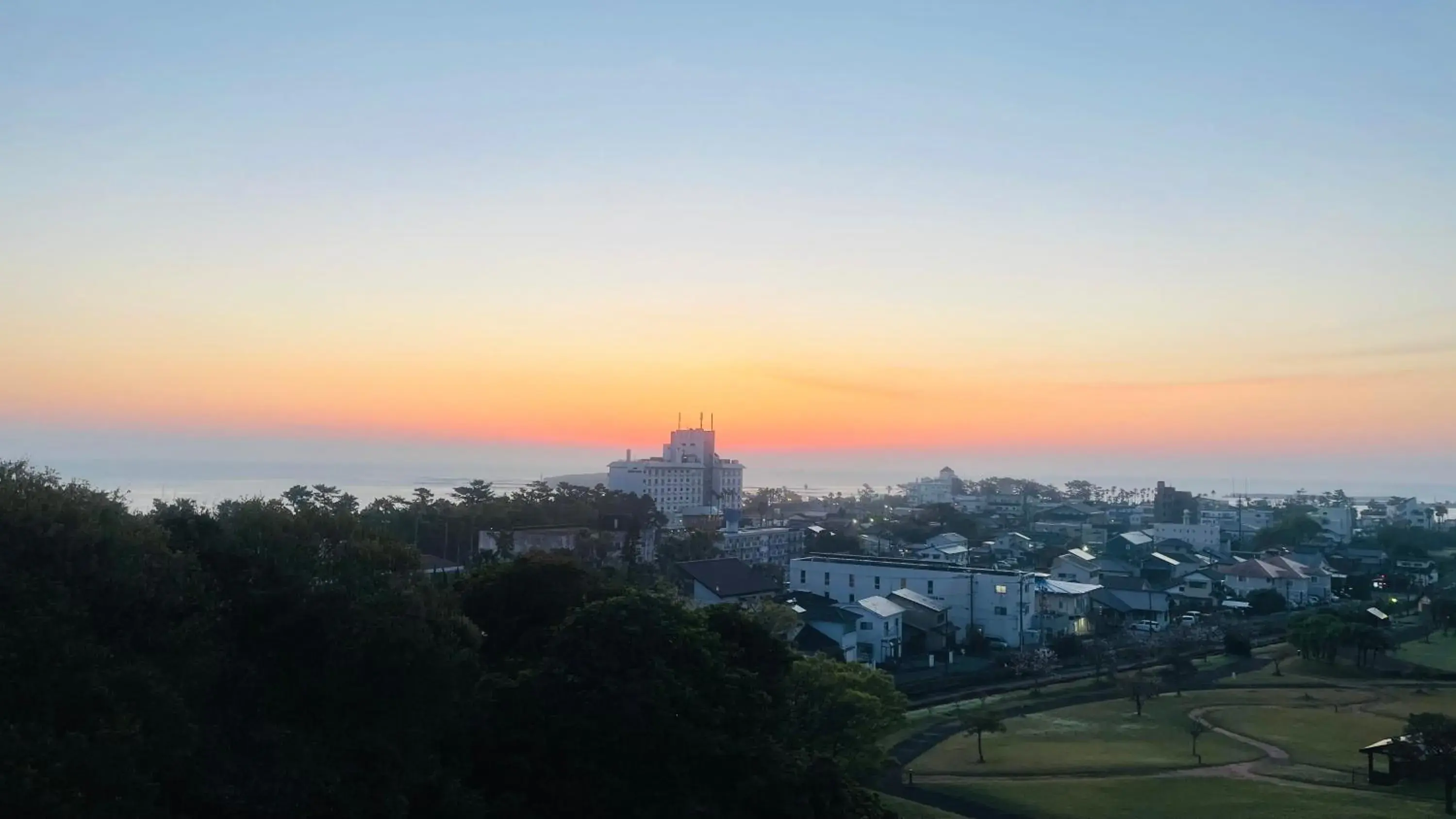 Sunrise in Route Inn Grantia Aoshima Taiyokaku