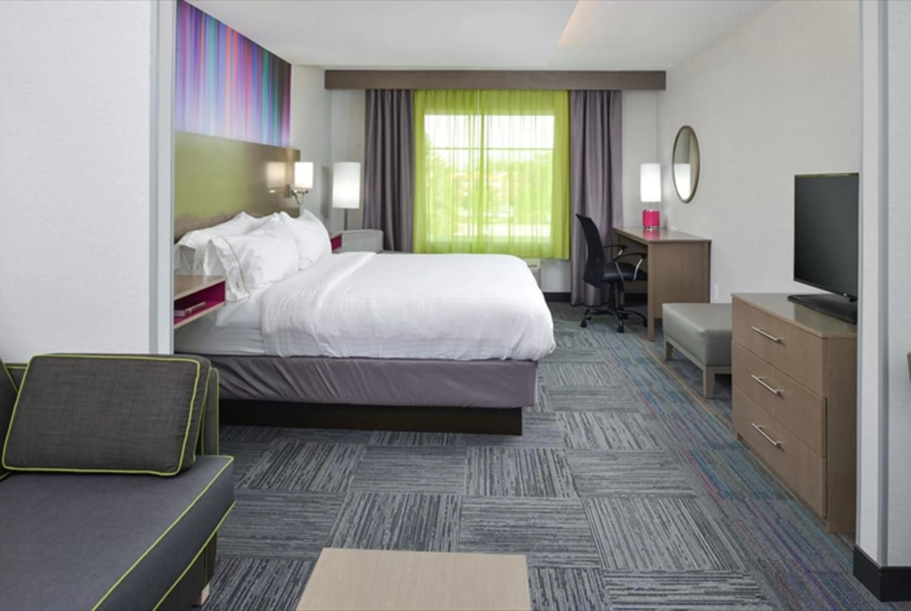 Photo of the whole room, Bed in Holiday Inn Express & Suites Shippensburg by IHG