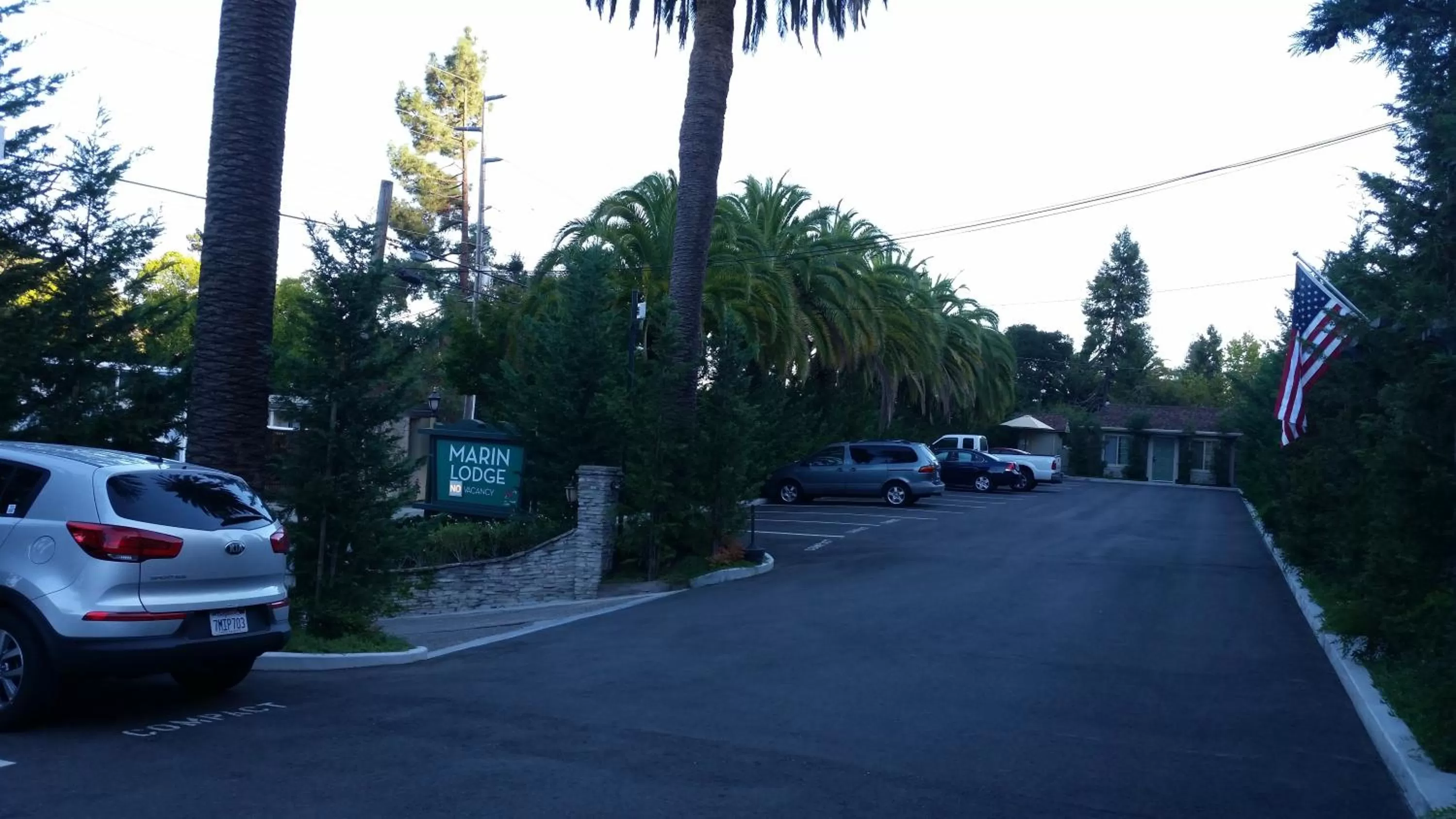 Day, Neighborhood in Marin Lodge