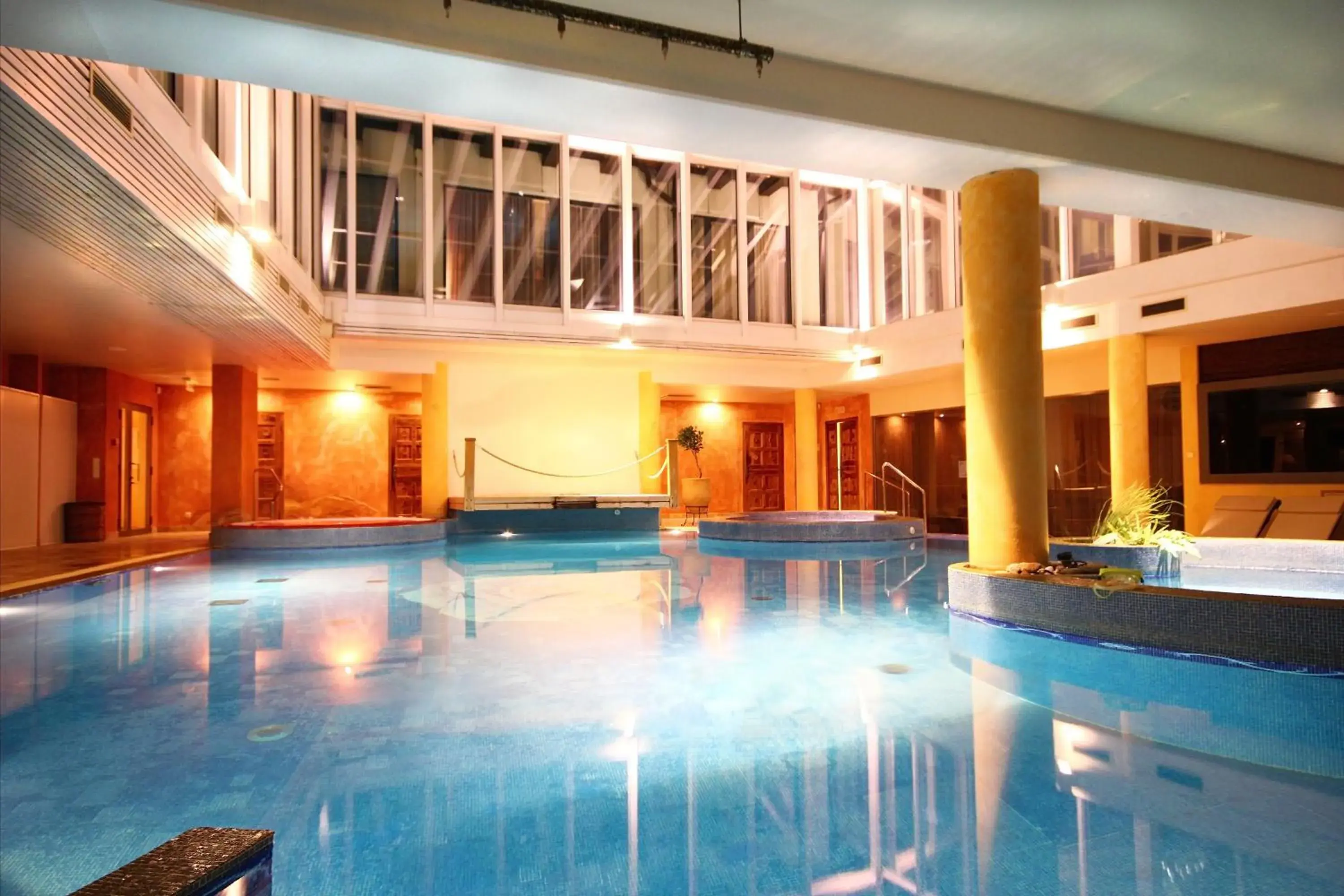 Spa and wellness centre/facilities, Swimming Pool in Grand Rose SPA Hotel