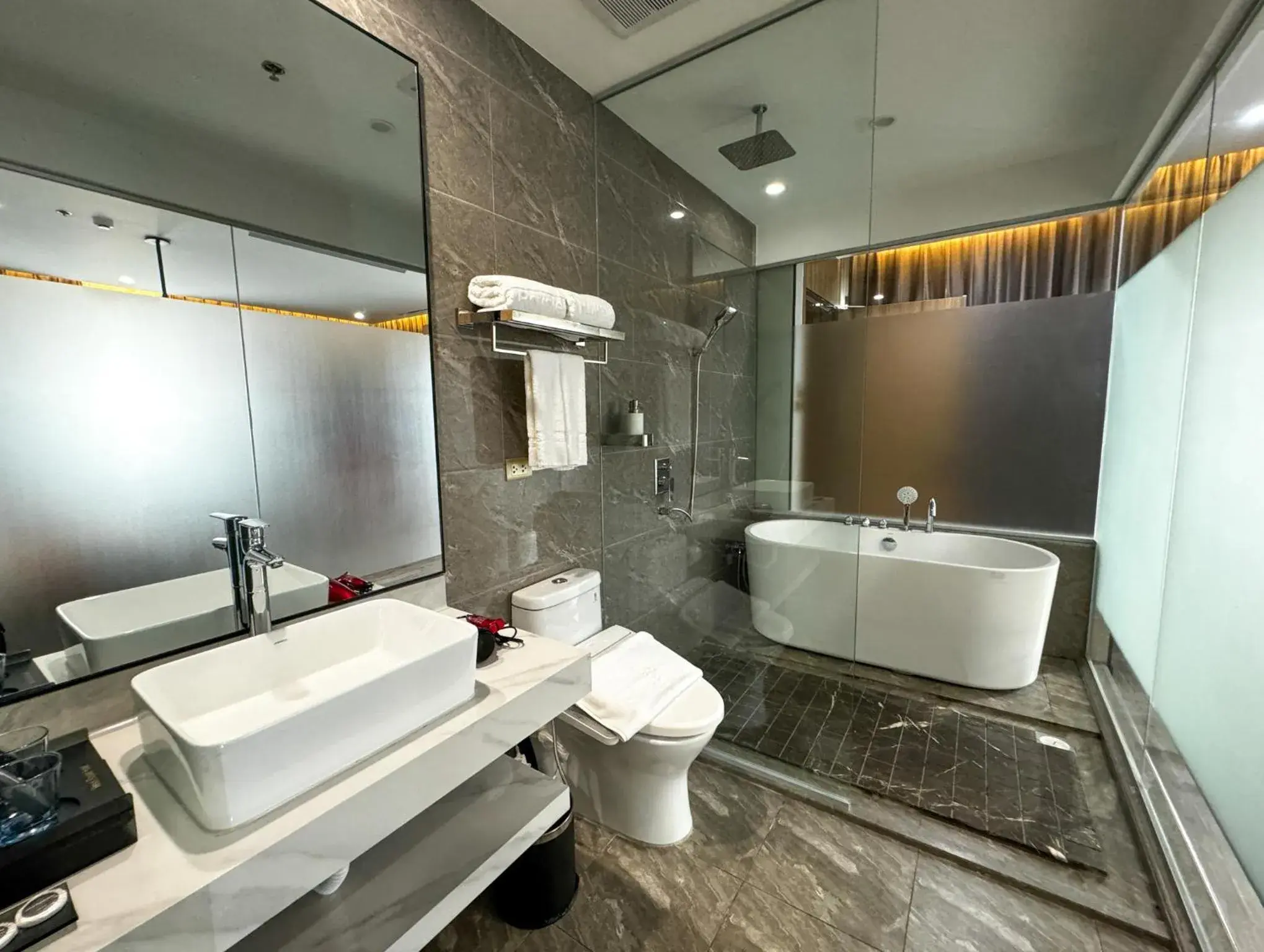 Bathroom in Venus Royale Hotel