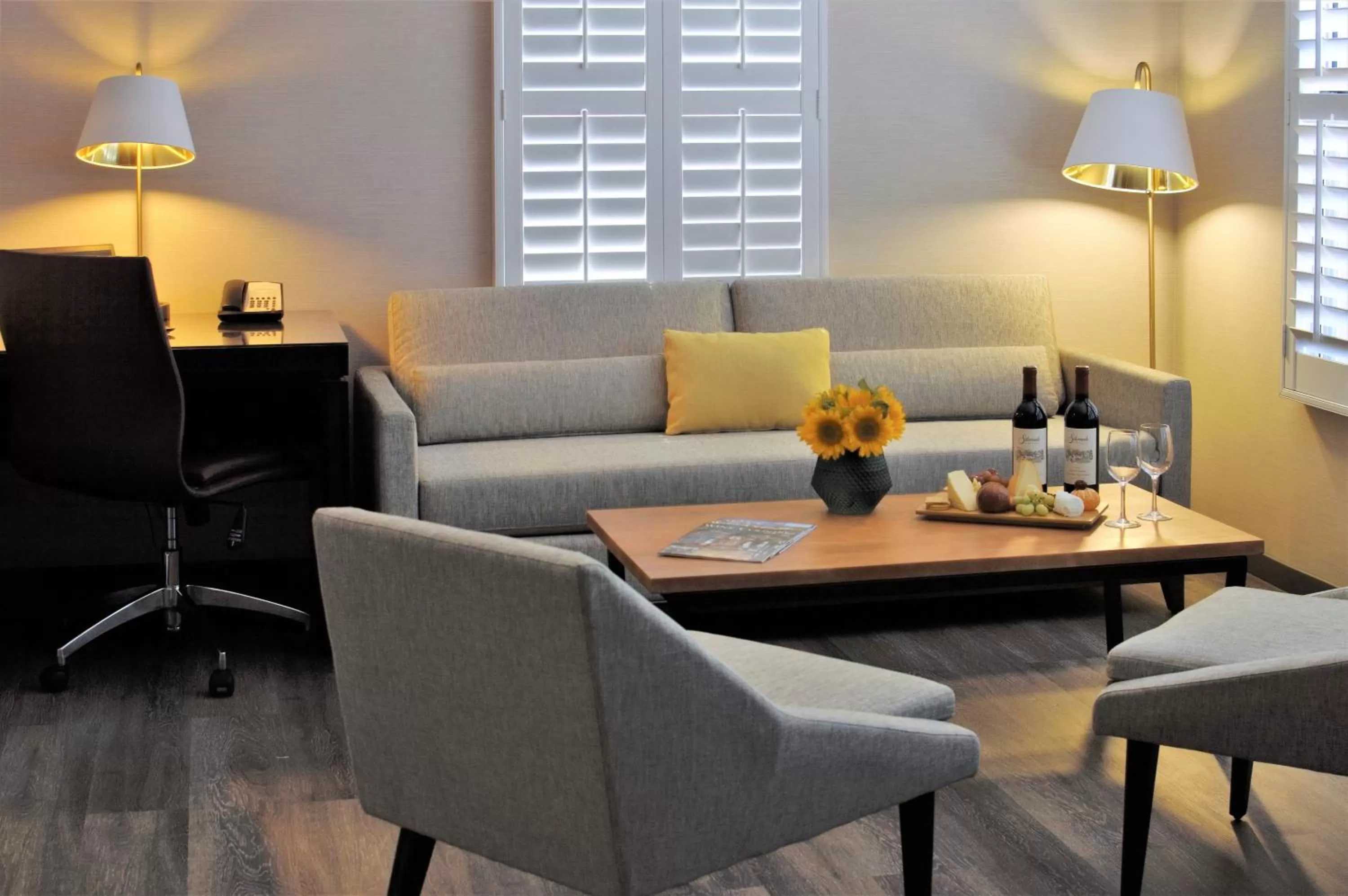 Photo of the whole room in Hotel Indigo Napa Valley by IHG