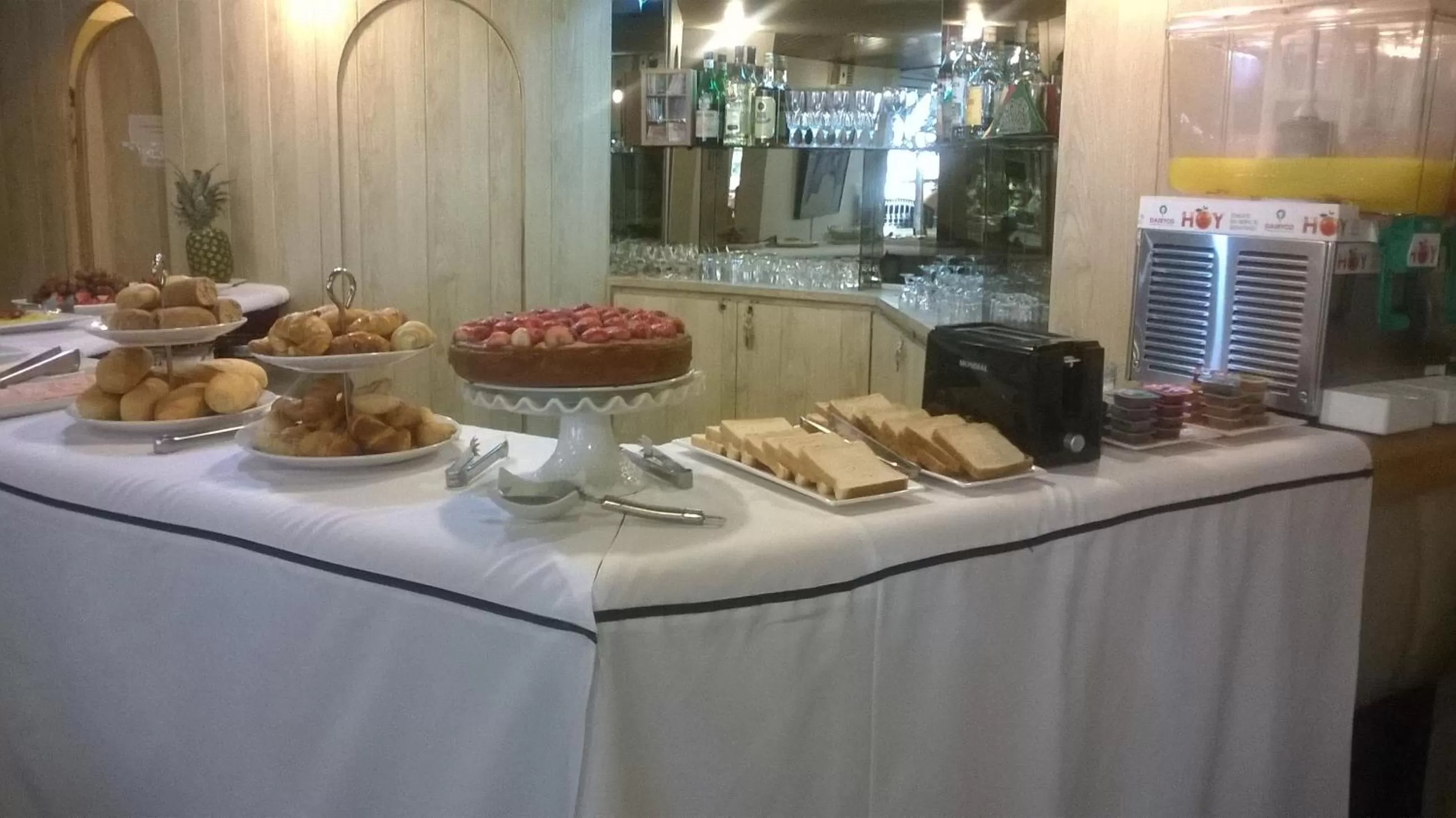 Food and drinks in Hotel Klee