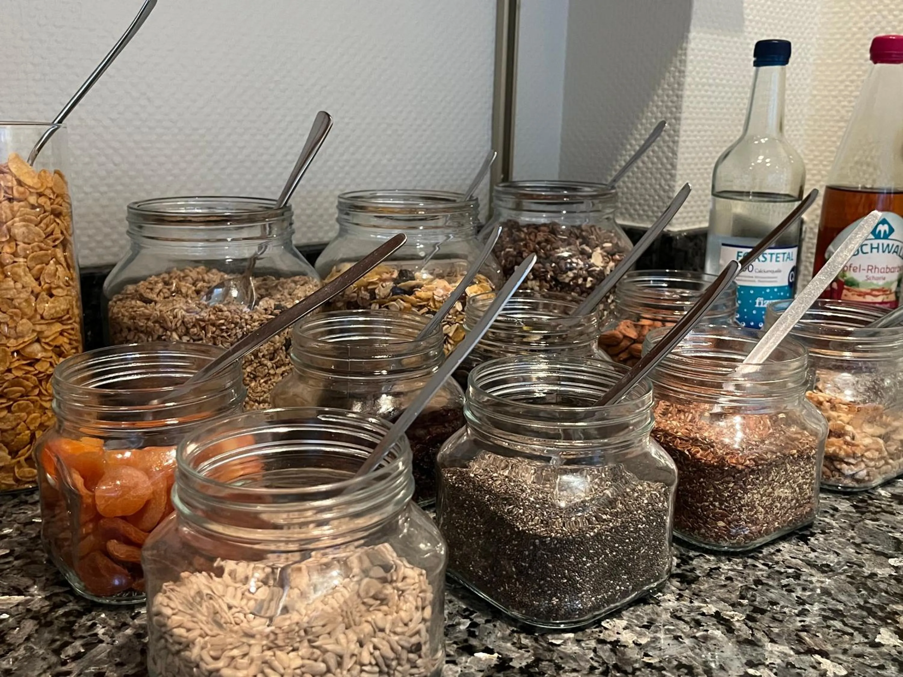 Food and drinks in Hotel Bremer