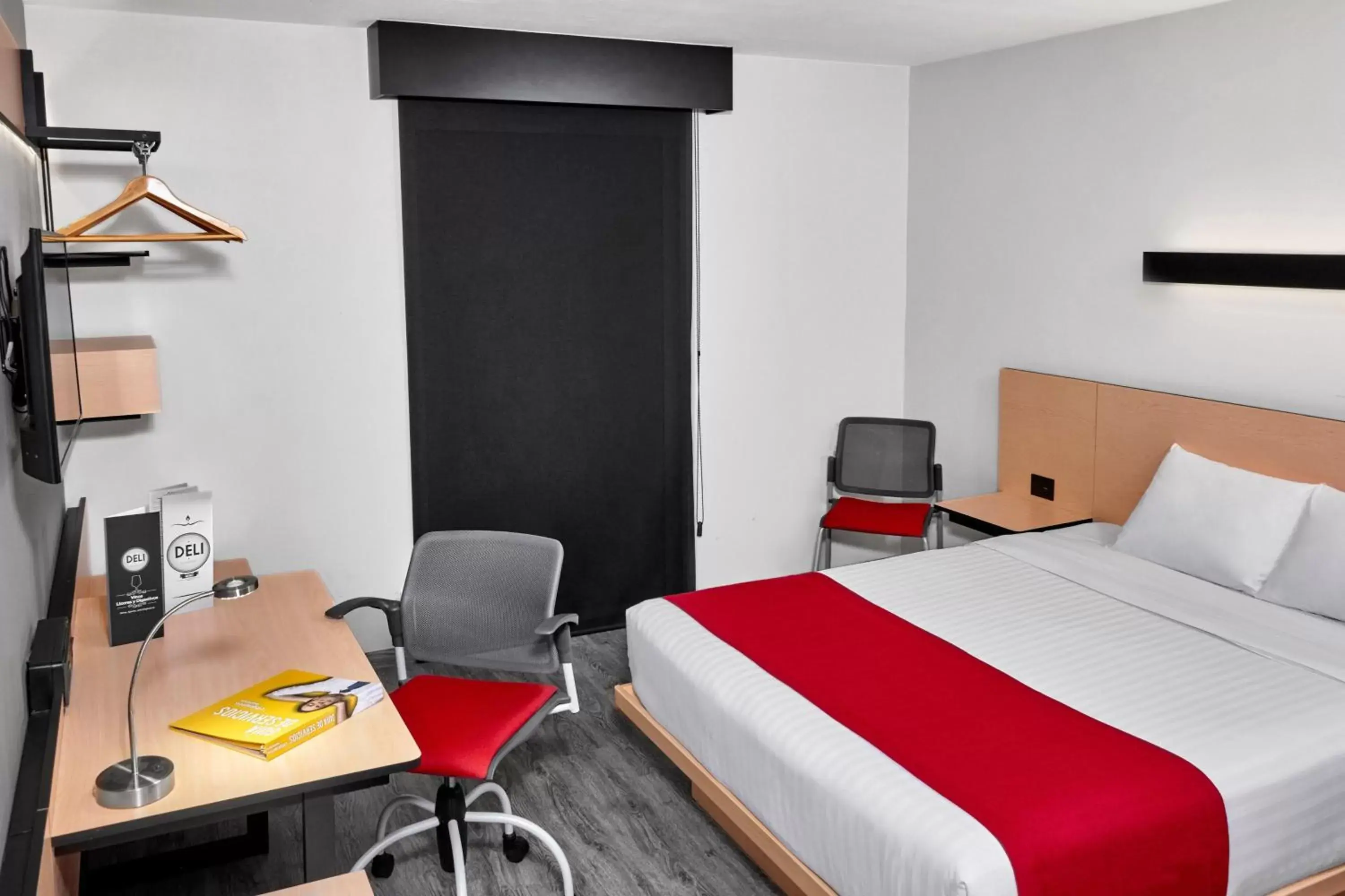 Photo of the whole room in City Express by Marriott Guadalajara Aeropuerto