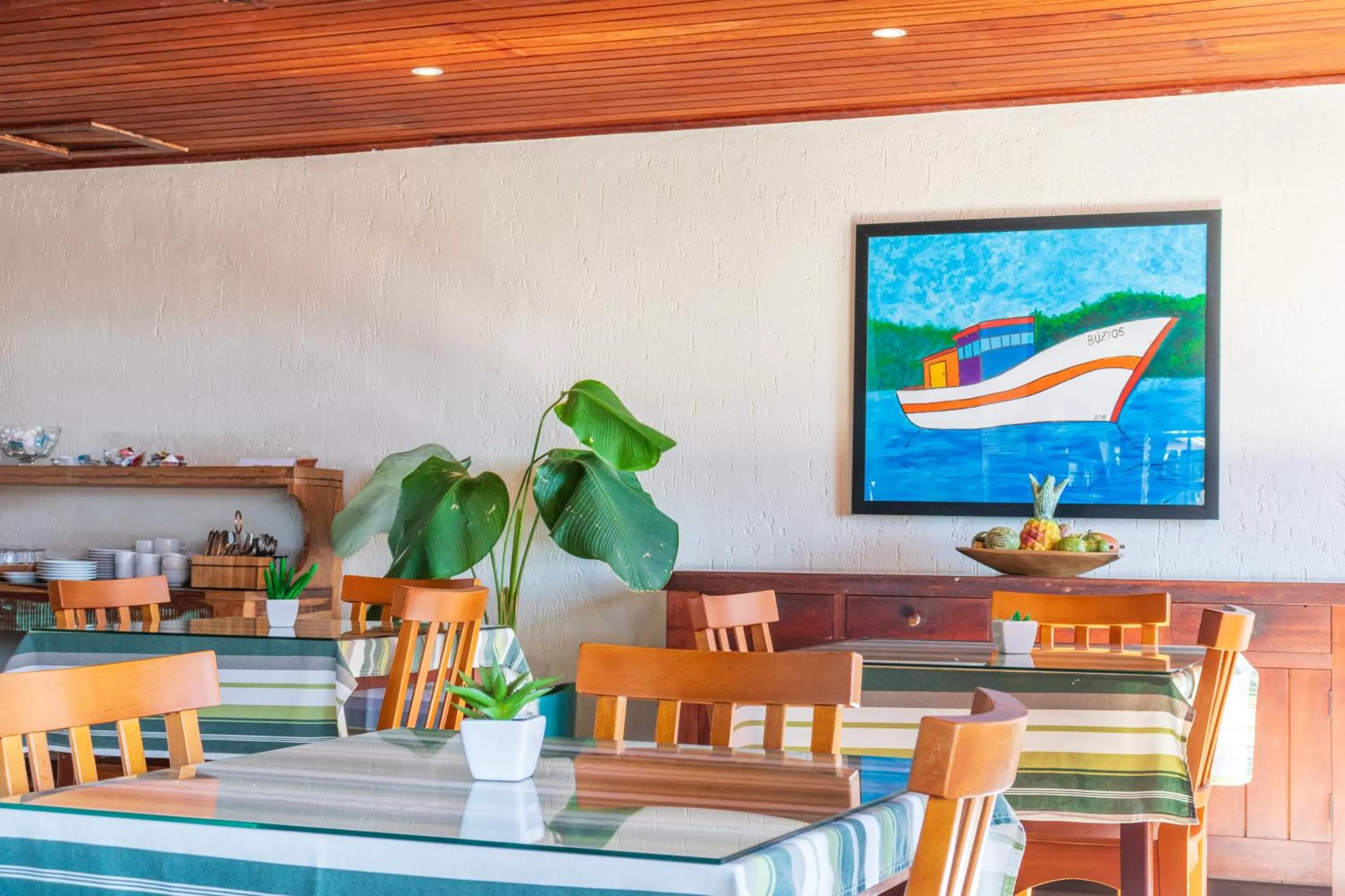 Restaurant/places to eat in Pousada dos Coqueiros Búzios