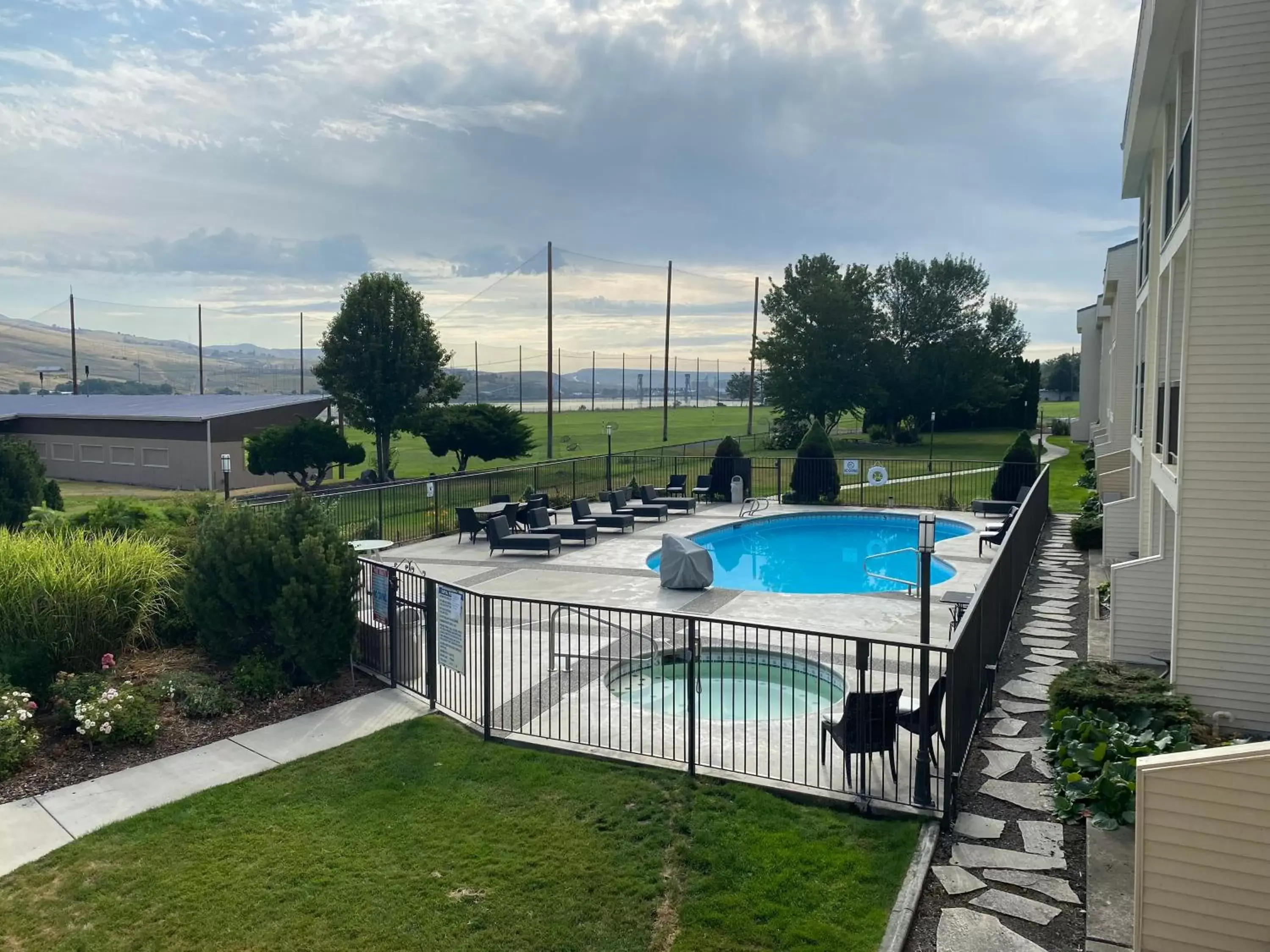Swimming pool, Pool View in Holiday Inn - Clarkston - Lewiston, an IHG Hotel