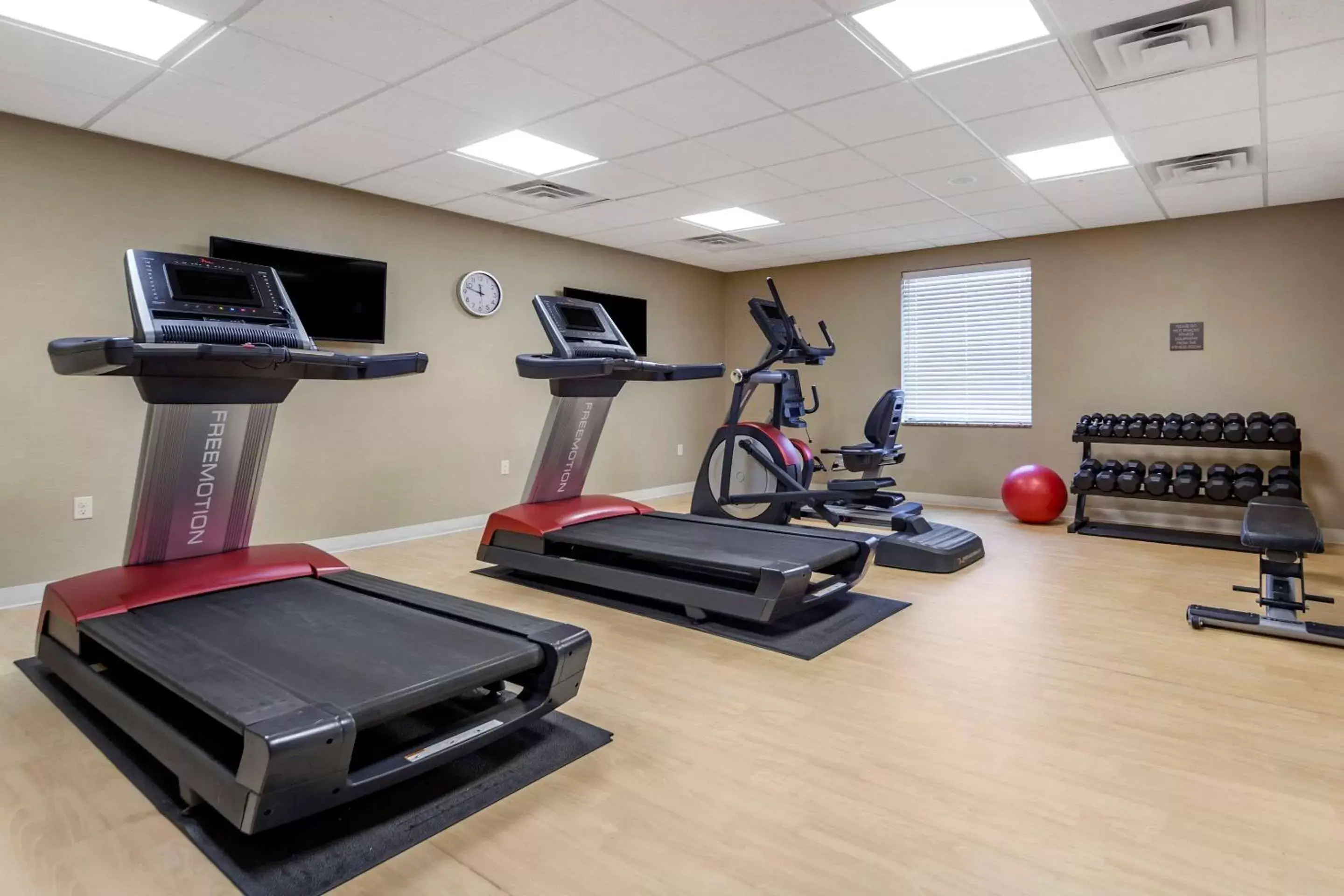 Activities, Fitness Center/Facilities in Comfort Inn & Suites Avera Southwest