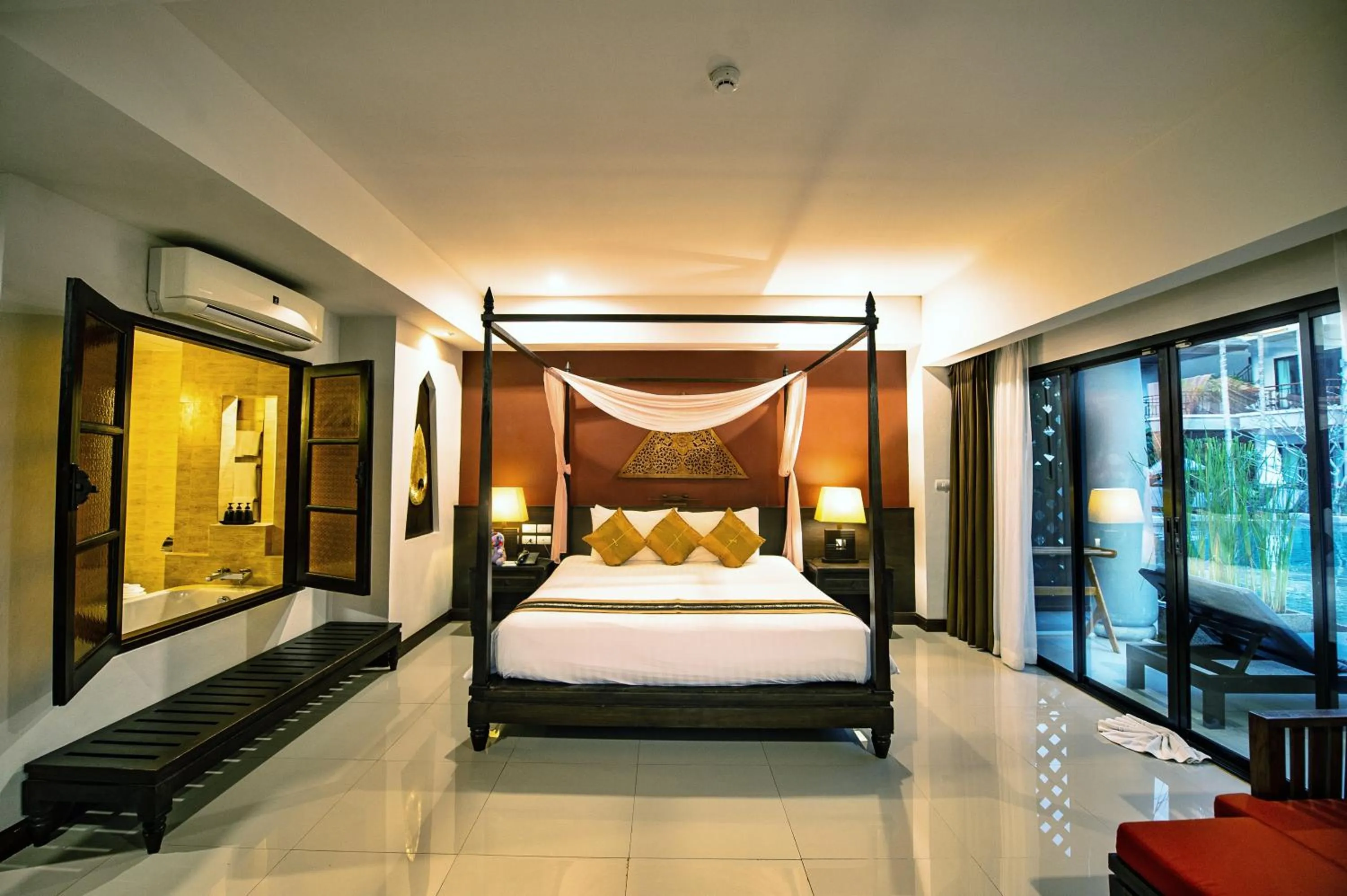 Photo of the whole room, Bed in Navatara Phuket Resort