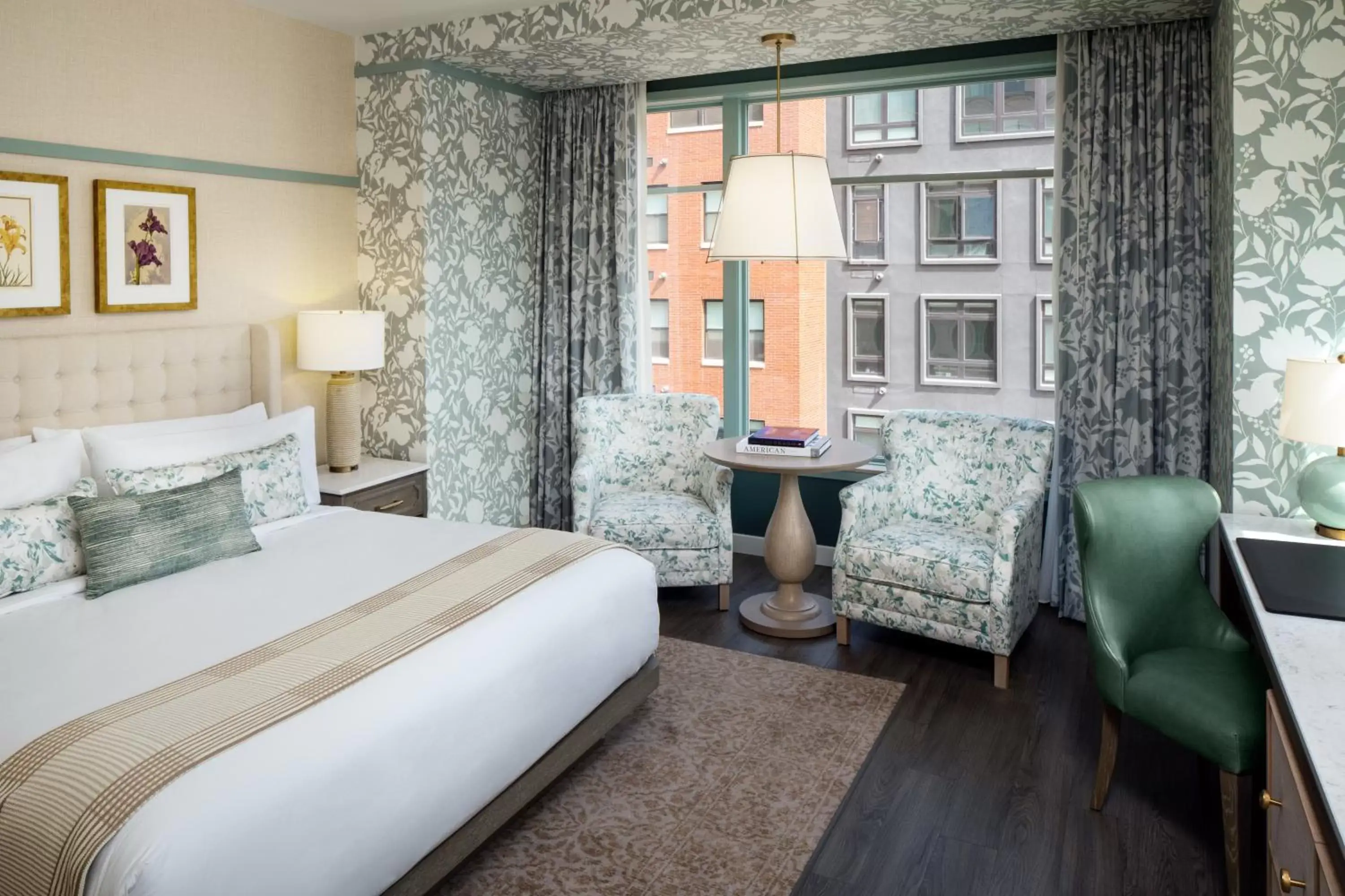 Bed in The Benson Hotel & Faculty Club Bed in The Benson Hotel & Faculty Club