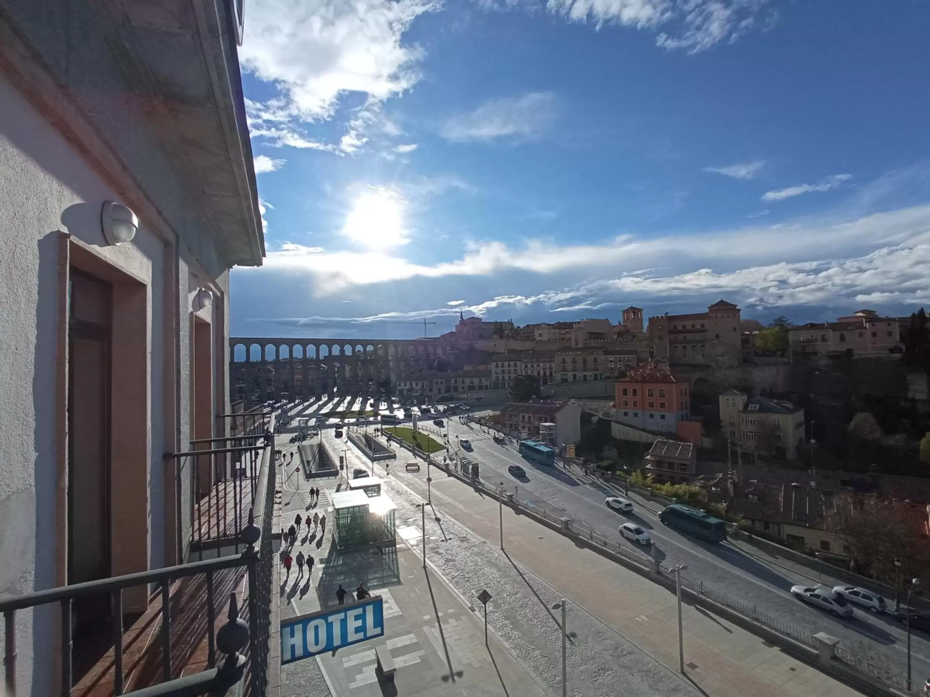 City view in Hotel ELE Acueducto