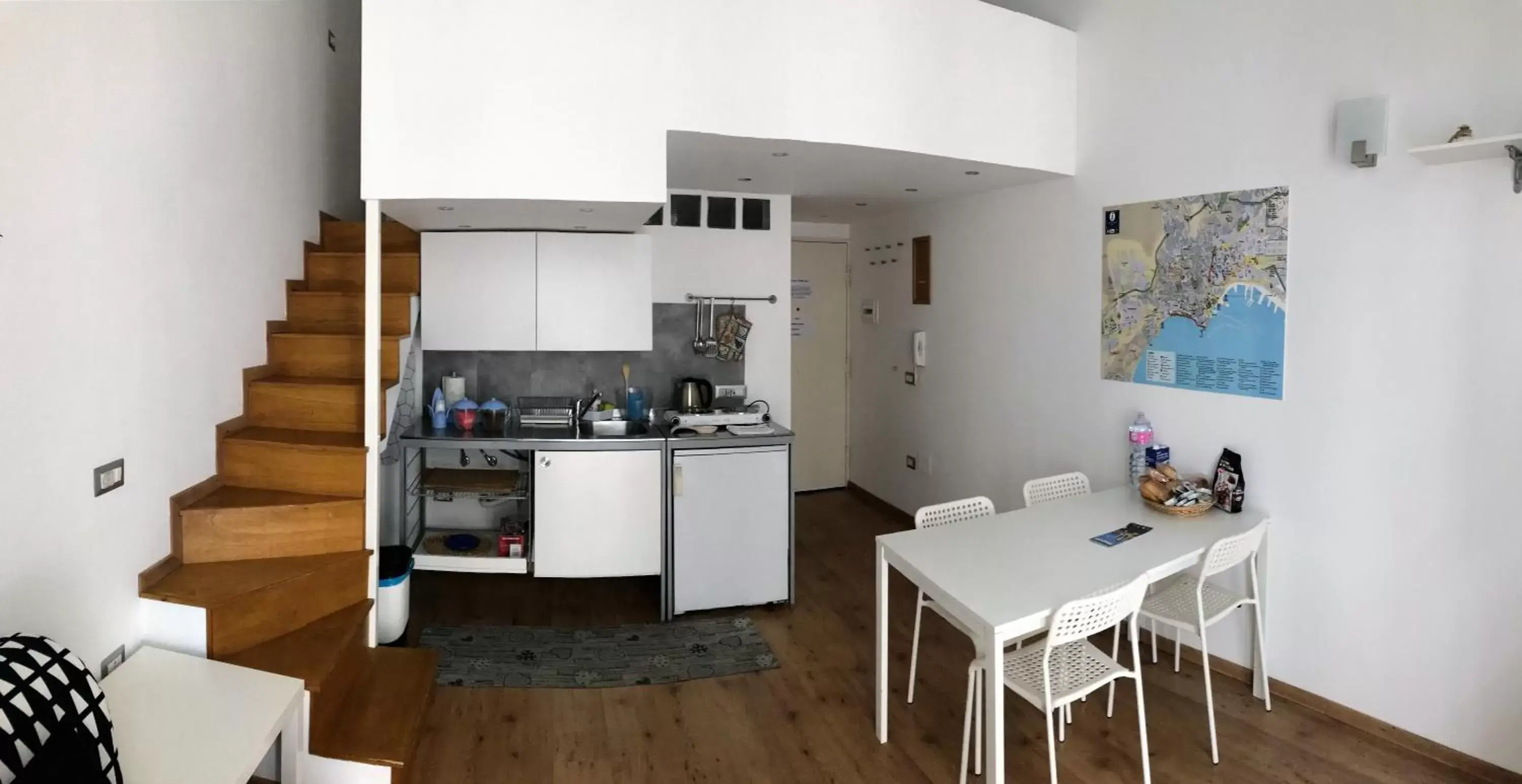 Photo of the whole room, Kitchen/Kitchenette in Ale & Tizy House