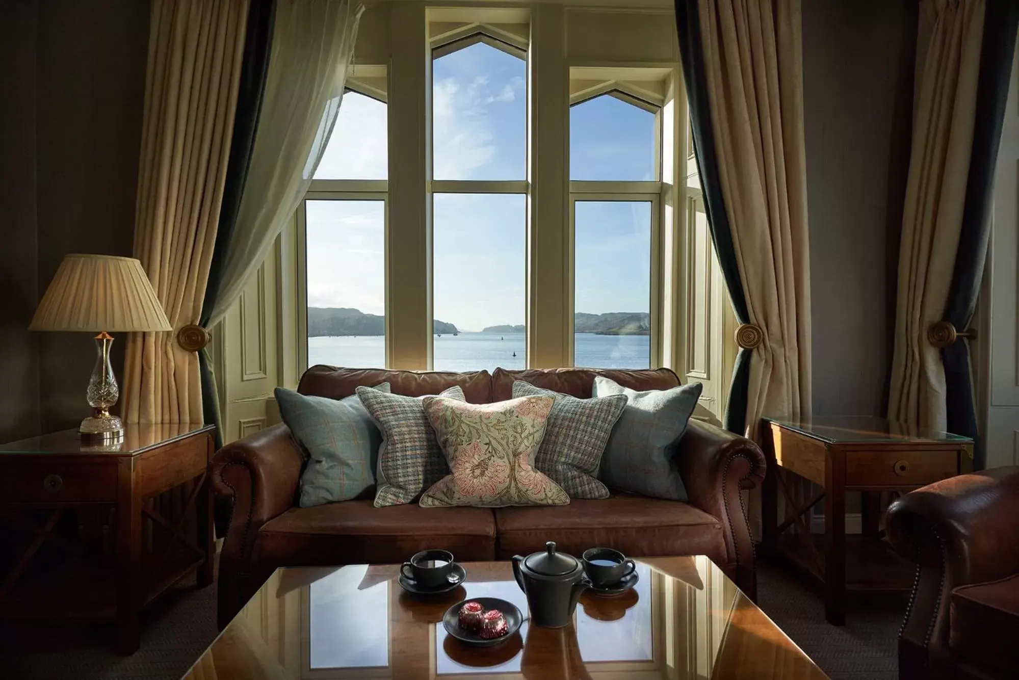 Lounge or bar in Oban Bay Hotel Lounge or bar in Oban Bay Hotel