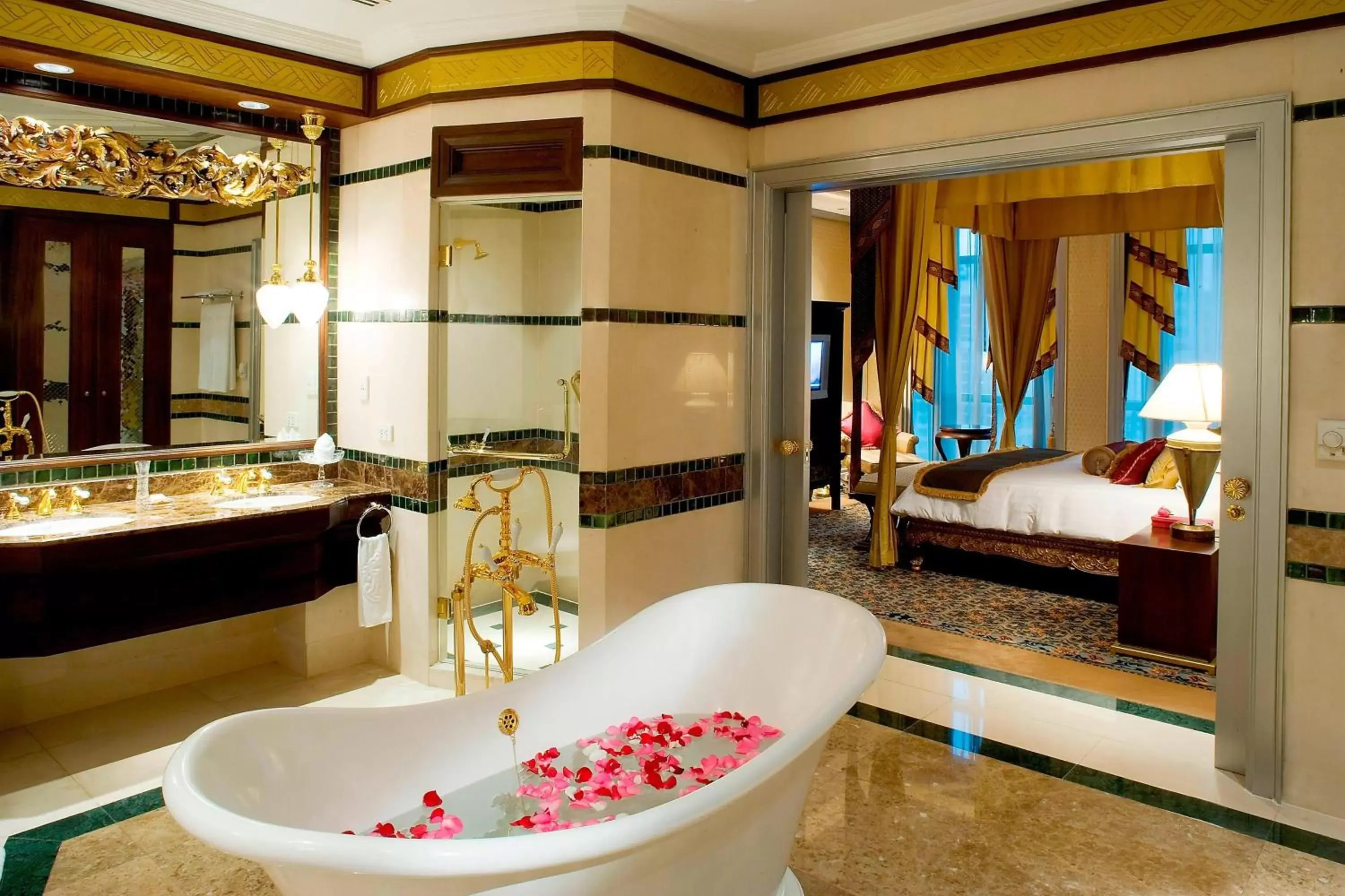 Bathroom in The Athenee Hotel, a Luxury Collection Hotel, Bangkok