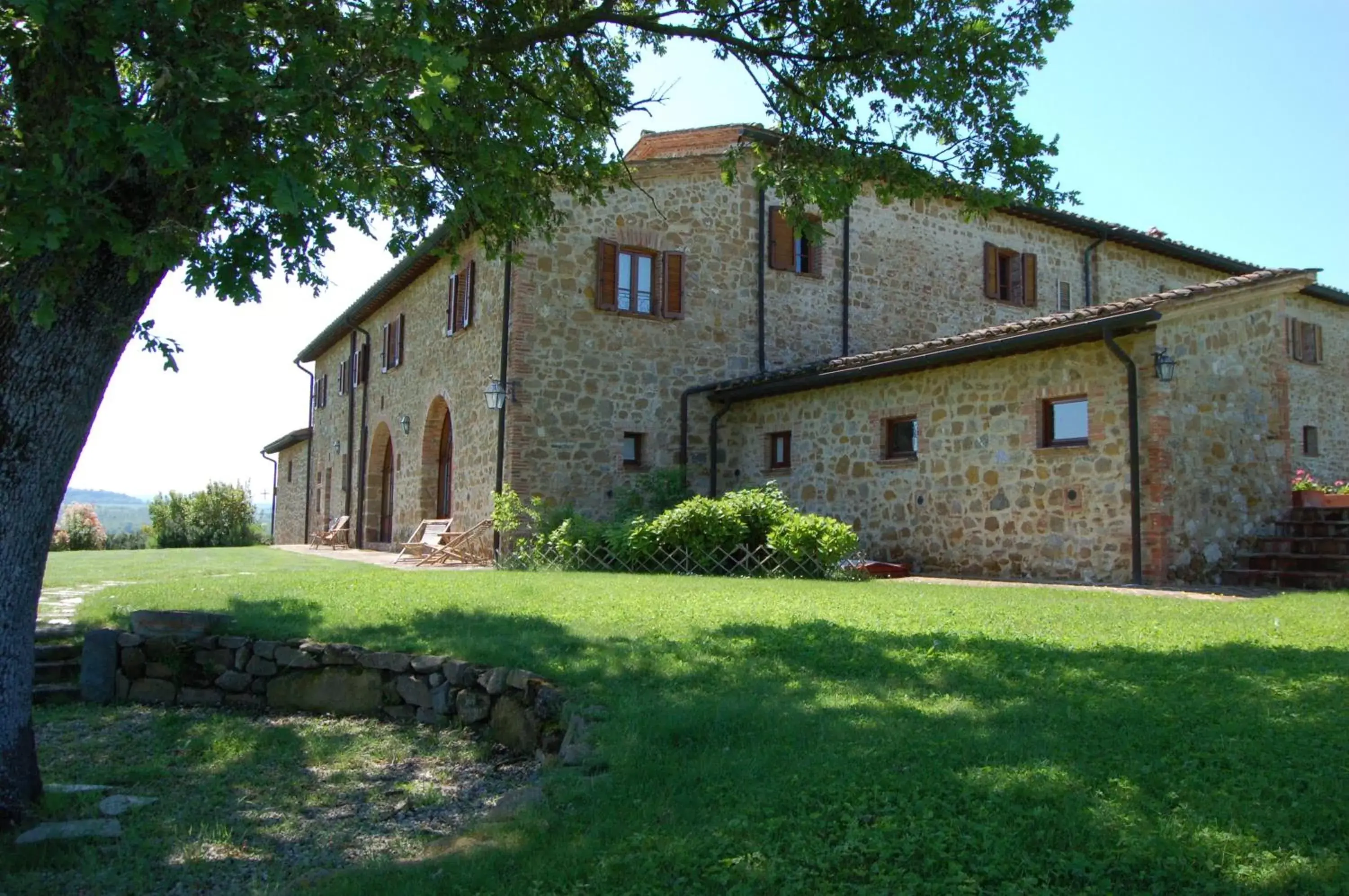 Facade/entrance, Property Building in Locanda Vesuna