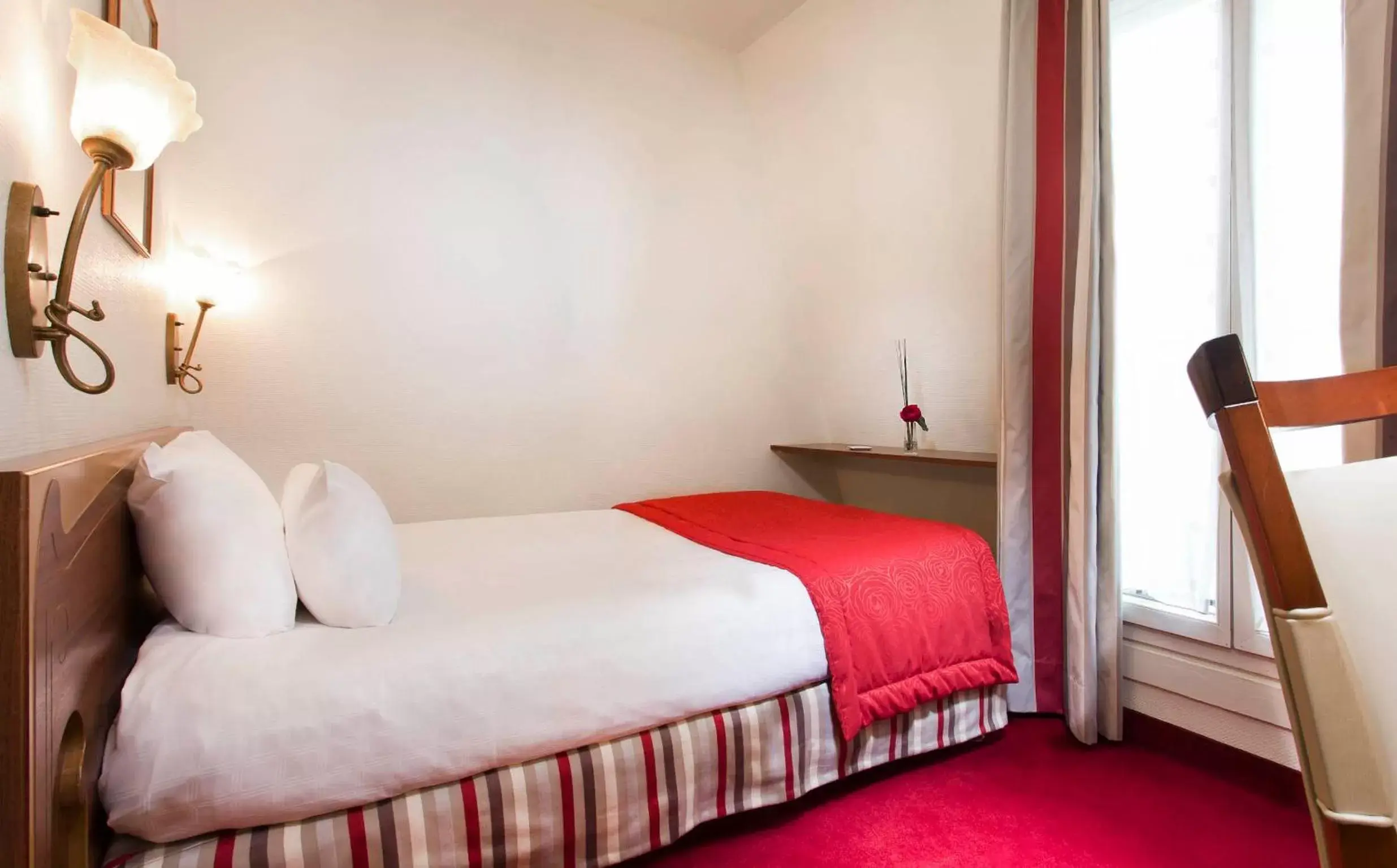 Bedroom, Room Photo in Grand Hotel des Balcons
