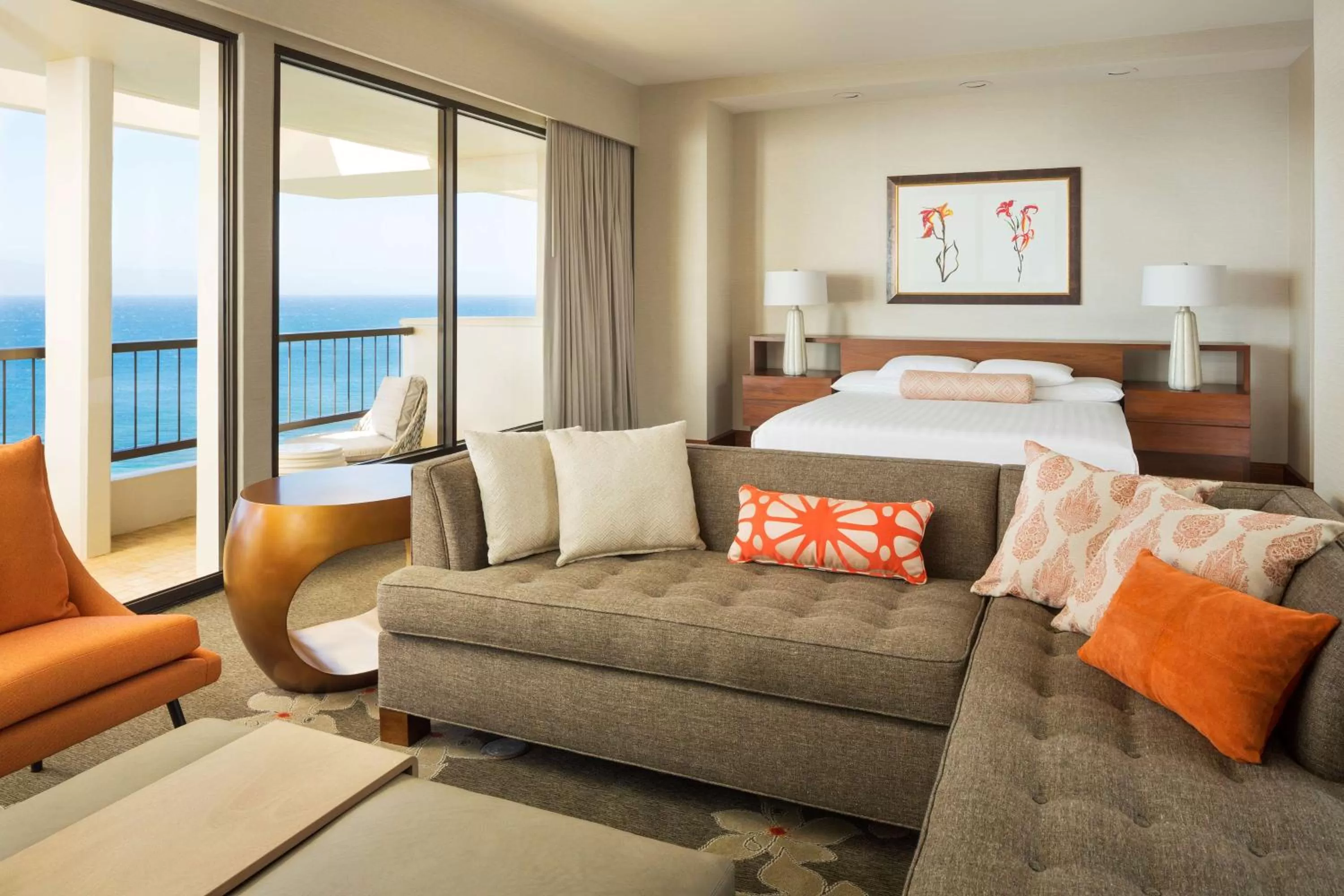 Photo of the whole room, Bed in Hyatt Regency Maui Resort & Spa