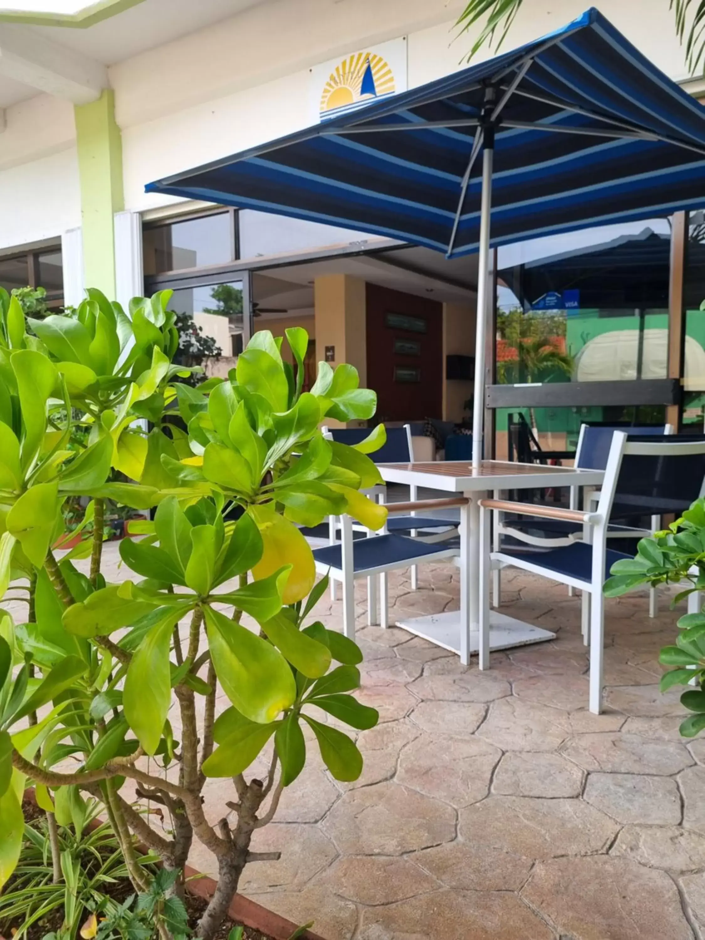 Dining area in Hotel Plaza Cozumel