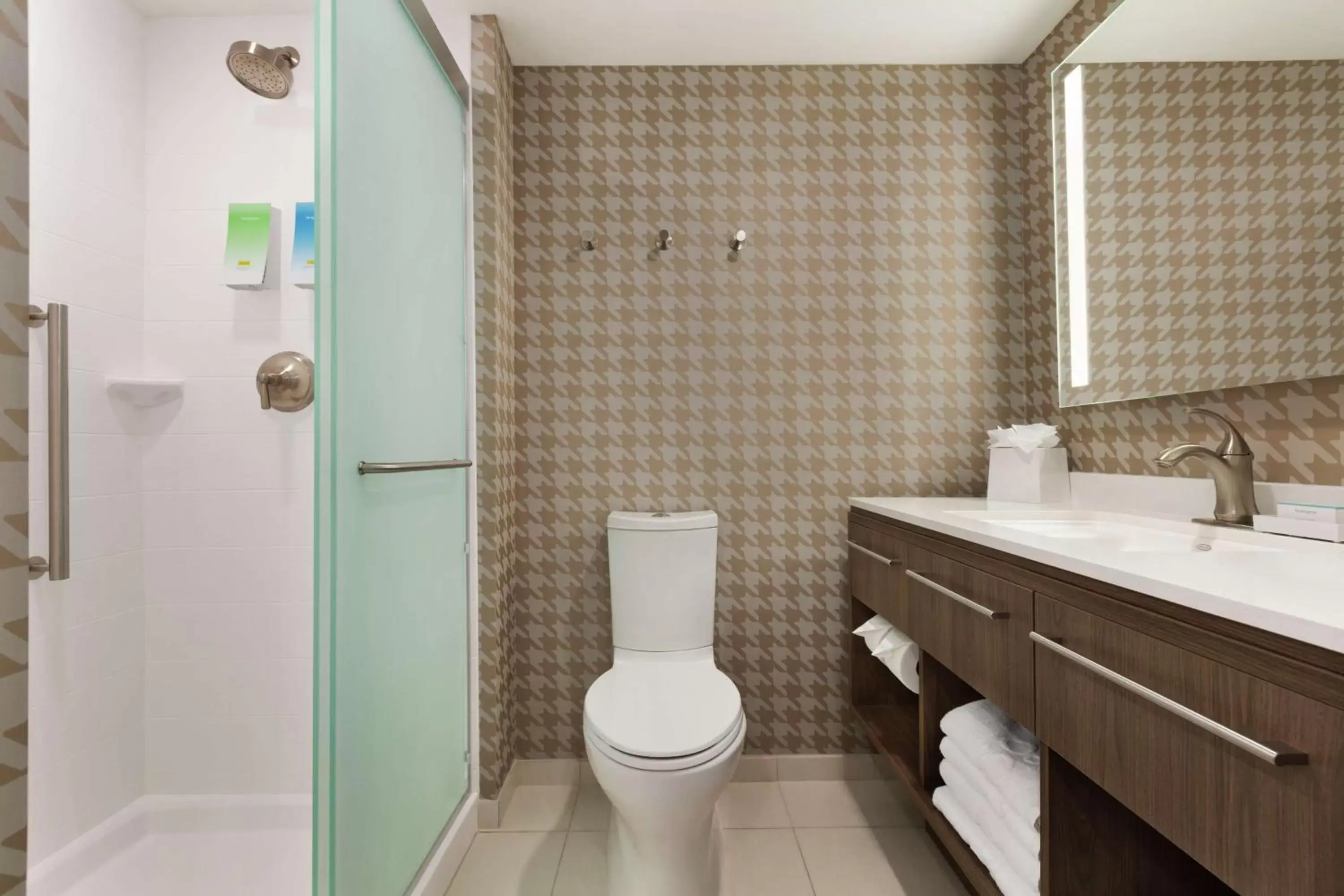 Studio Suite with Two Queen Beds - Hearing Access/Non-Smoking in Home2 Suites By Hilton Portland Airport Studio Suite with Two Queen Beds - Hearing Access/Non-Smoking in Home2 Suites By Hilton Portland Airport