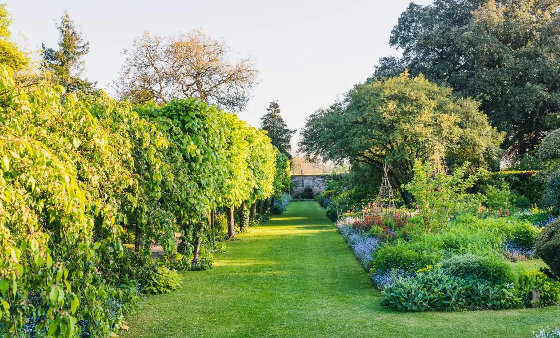 Garden in Barnsley House