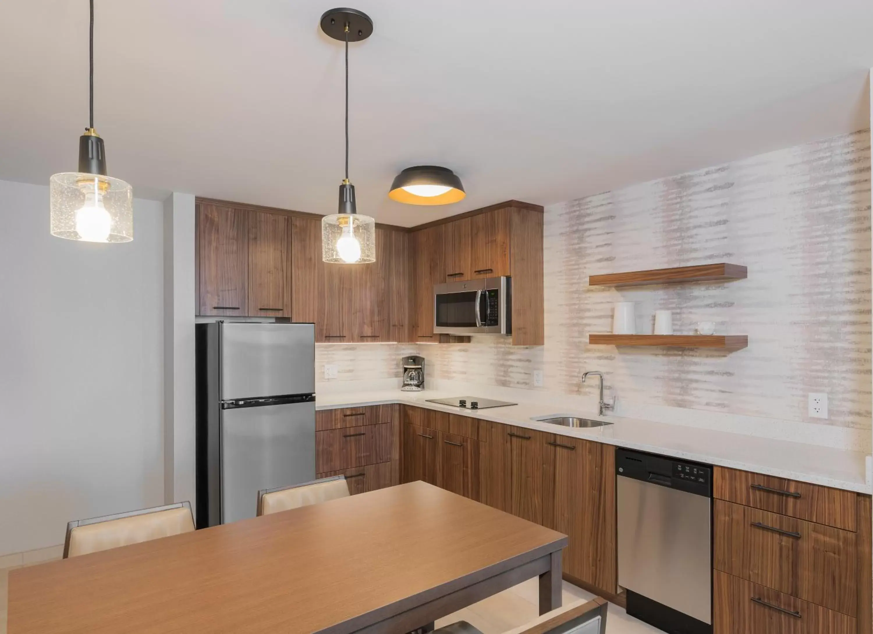 Kitchen or kitchenette, Kitchen/Kitchenette in Residence Inn by Marriott Halifax Dartmouth