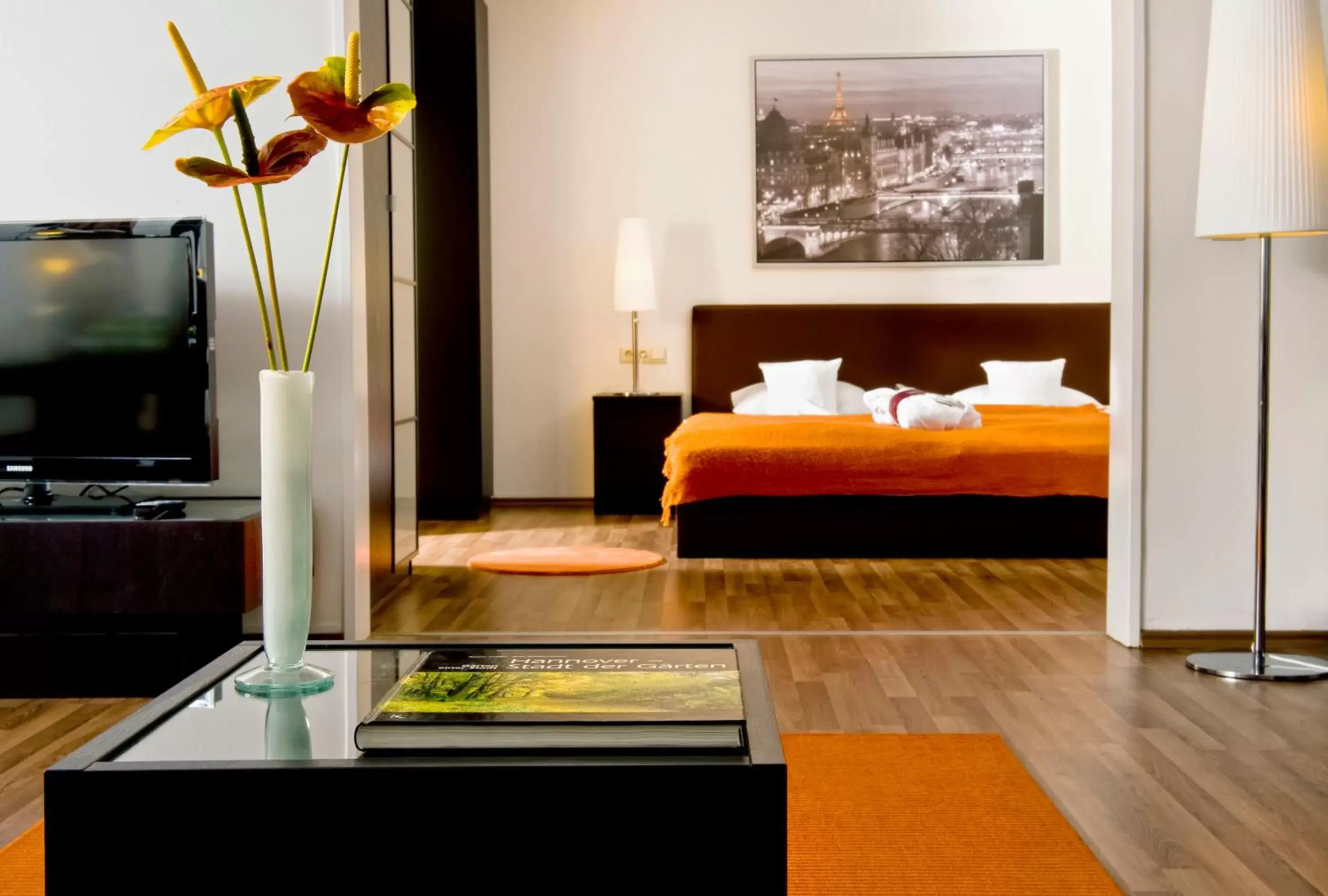 Photo of the whole room, Bed in Wyndham Hannover Atrium Photo of the whole room, Bed in Wyndham Hannover Atrium