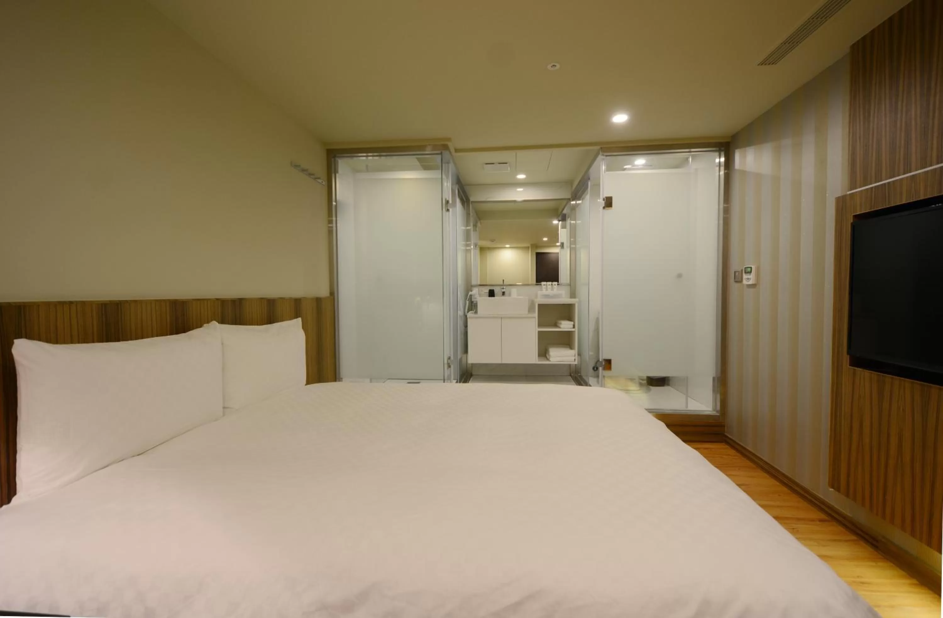 Decorative detail, Bed in Smile Inn - Taipei Main Station