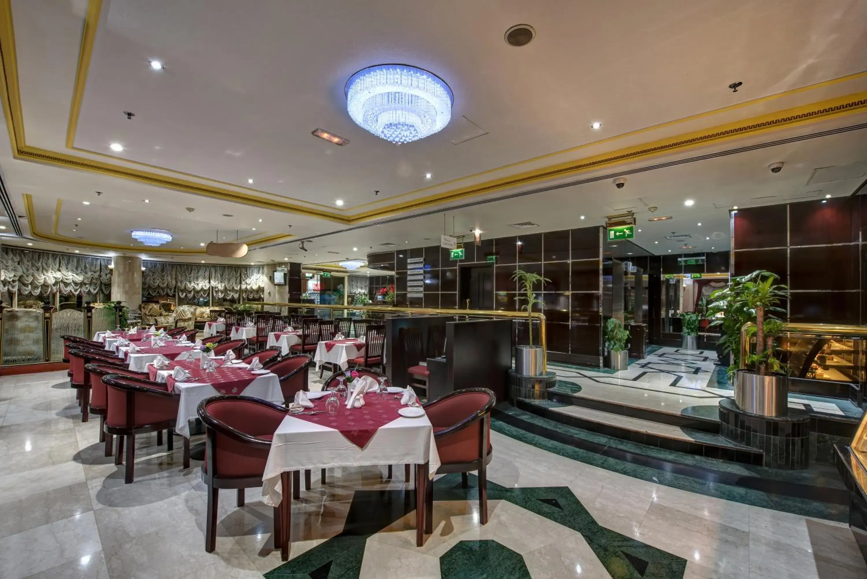 Food and drinks in Comfort Inn Hotel Deira Food and drinks in Comfort Inn Hotel Deira