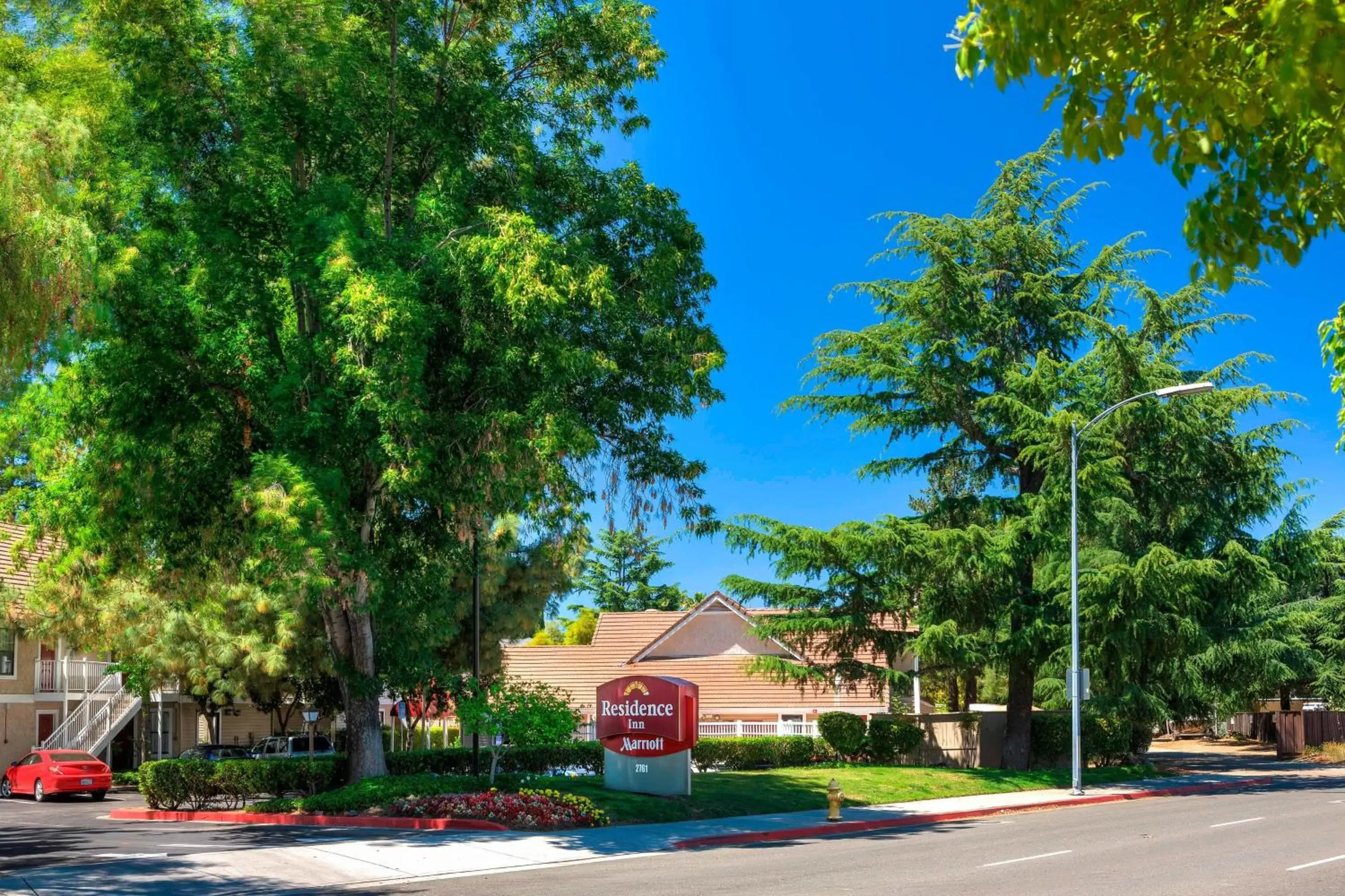 Property building in Residence Inn San Jose Campbell