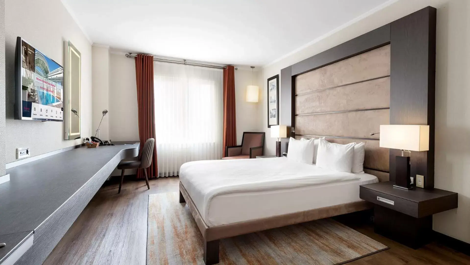 Photo of the whole room, Bed in Ramada Plaza By Wyndham Istanbul City Center