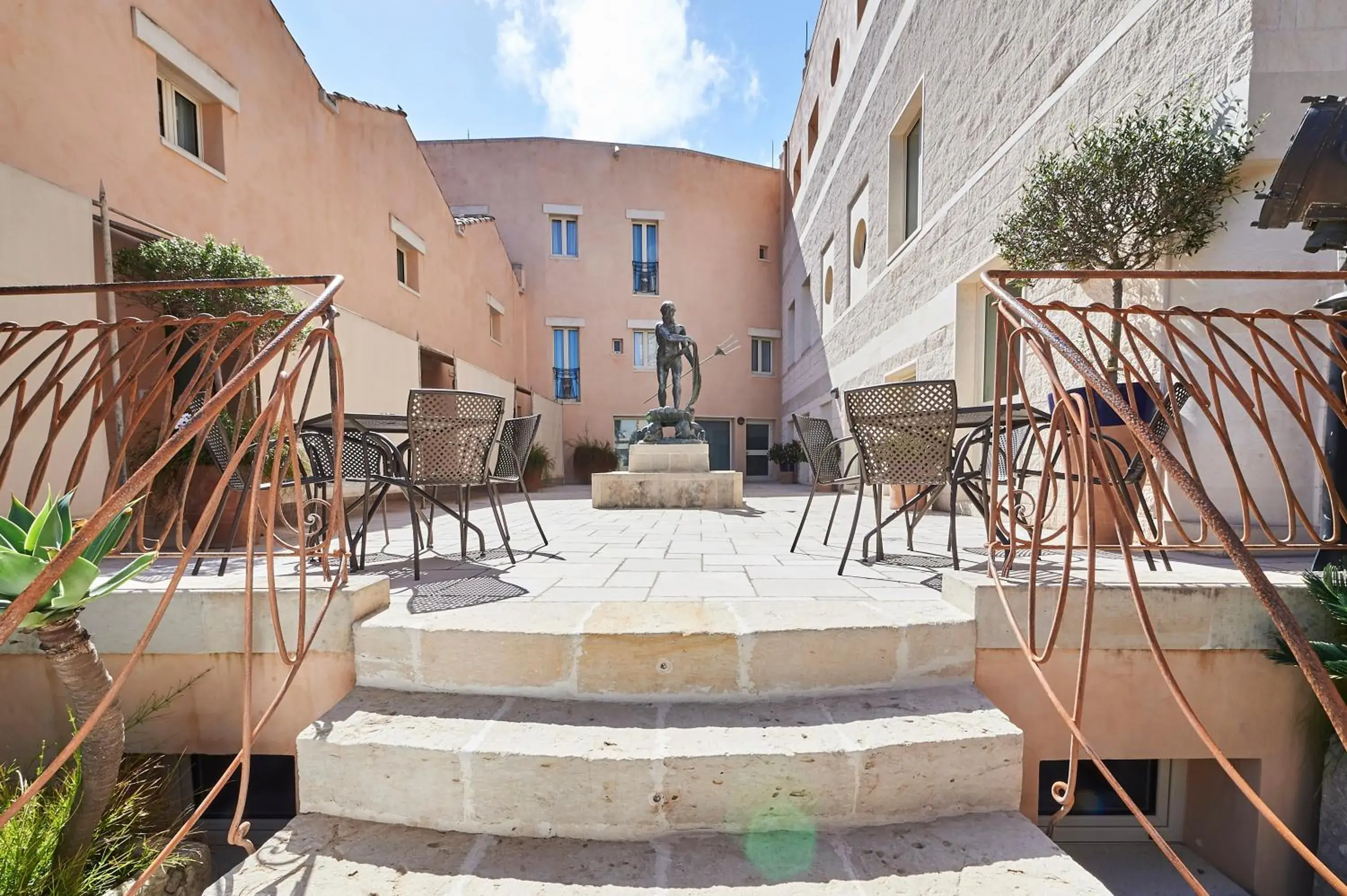 Patio in Corte Di Nettuno - CDSHotels