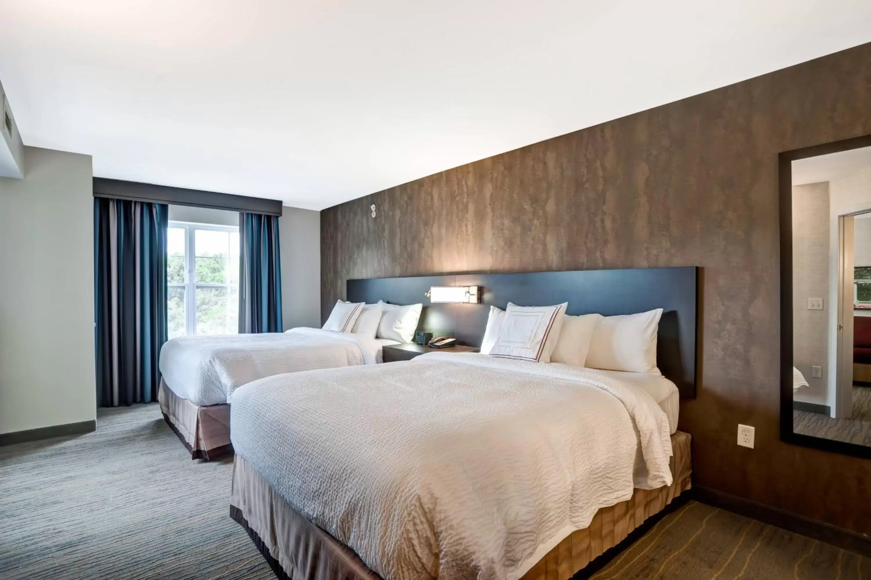 Bedroom, Bed in Residence Inn by Marriott Hamilton