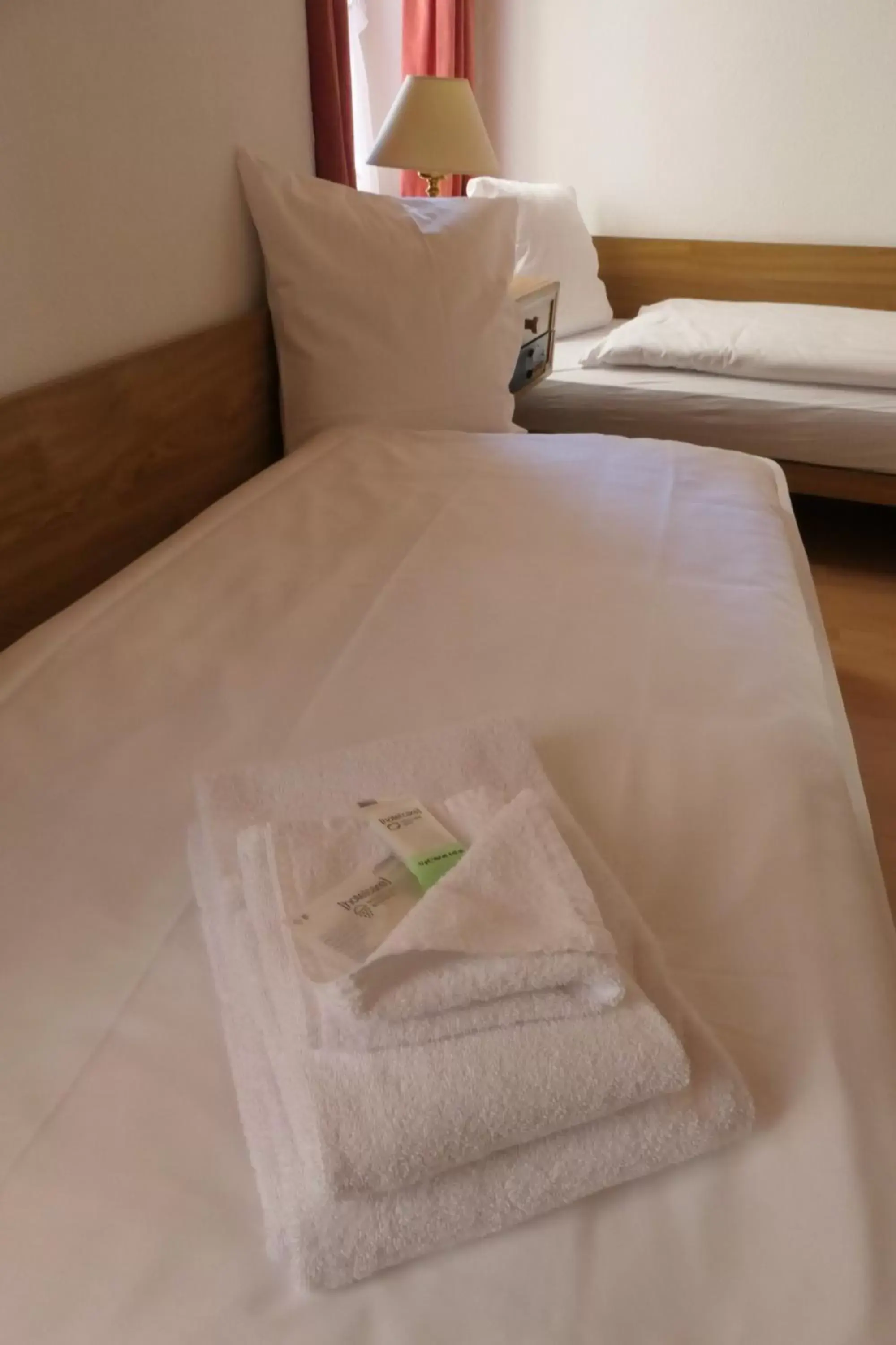 Bedroom, Bed in Hotel Franziskaner