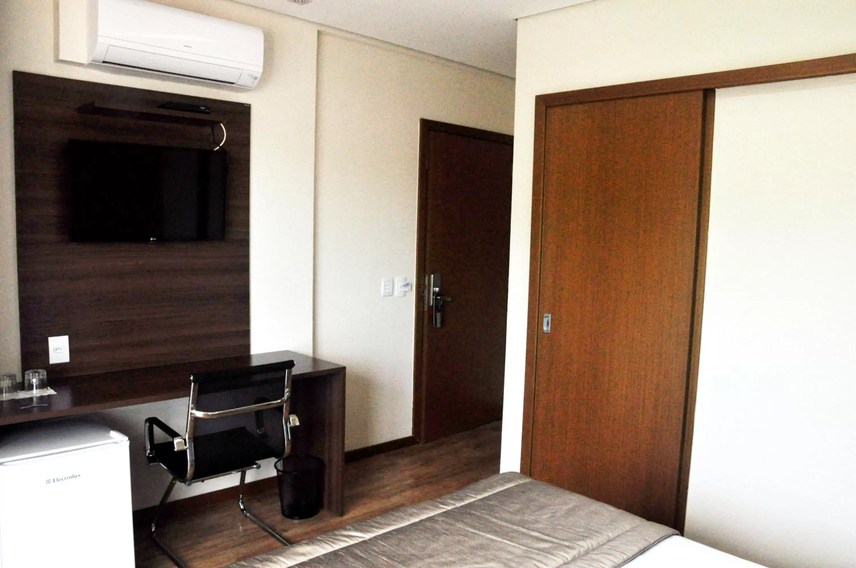 Seating area in Hotel Mohave