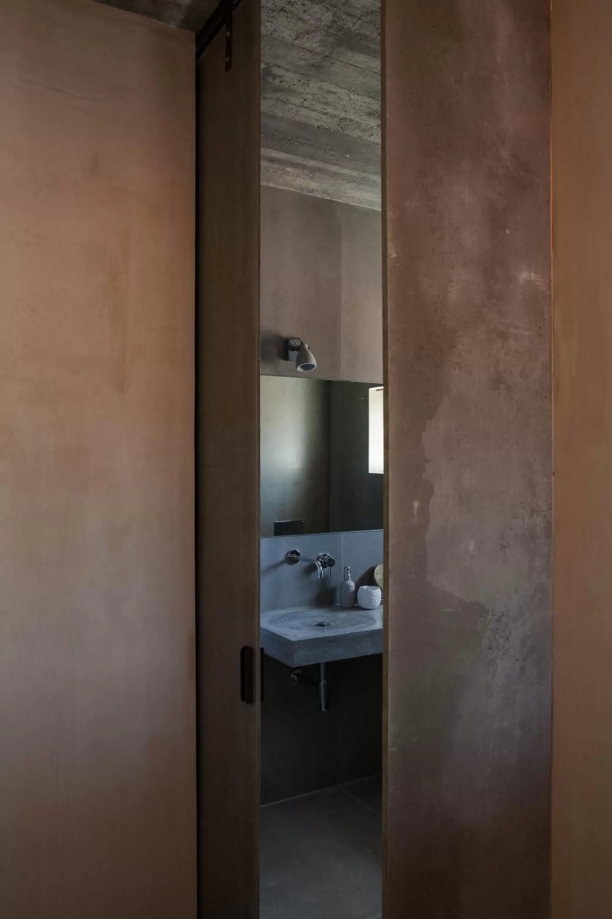 Bathroom in Azenhas do Mar Valley House