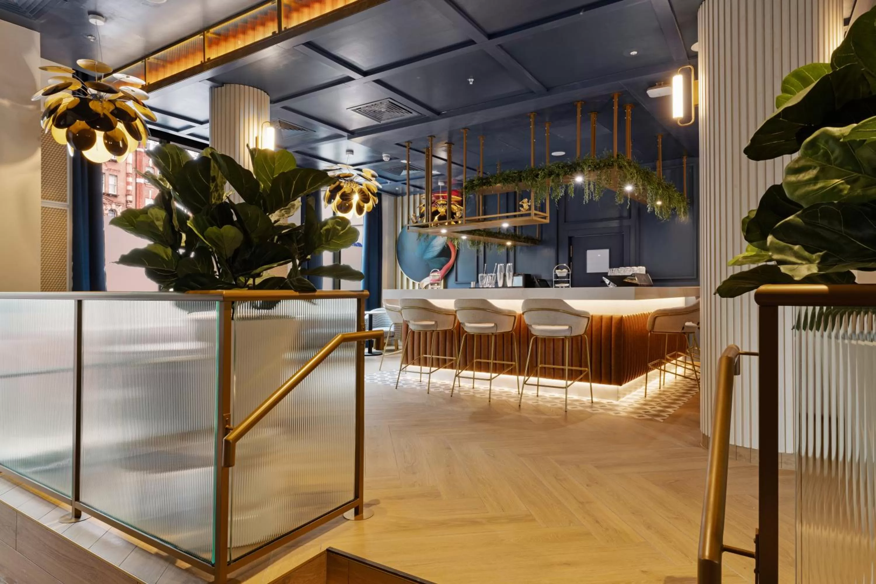 Lounge or bar in Riu Plaza London Victoria