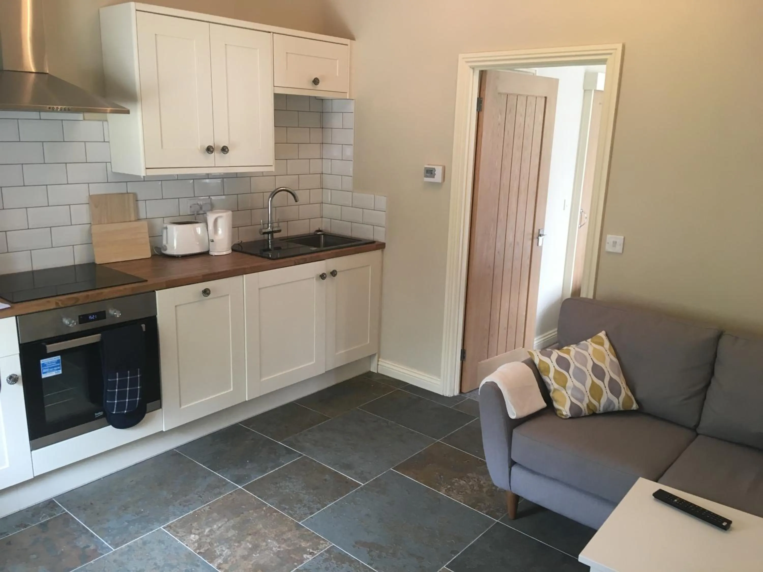 Living room in White House Cottages
