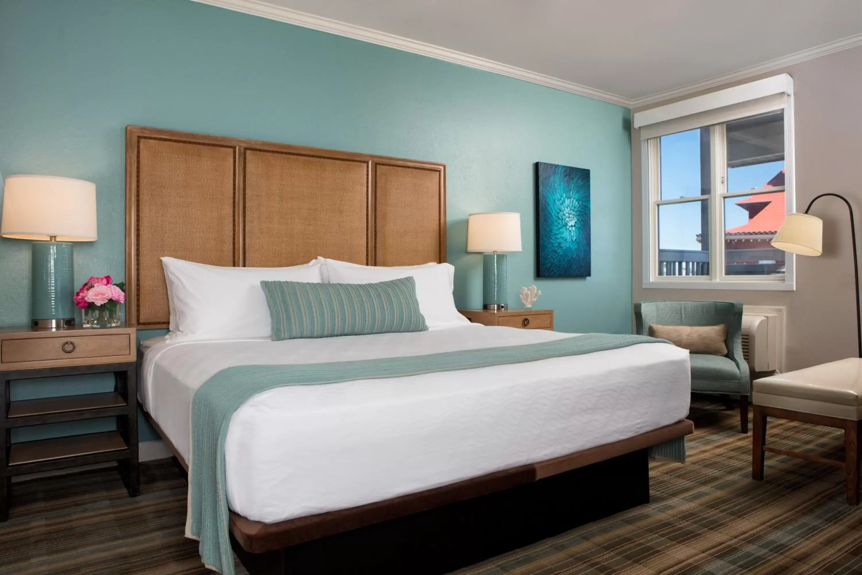 Bed in Opal Key Resort & Marina