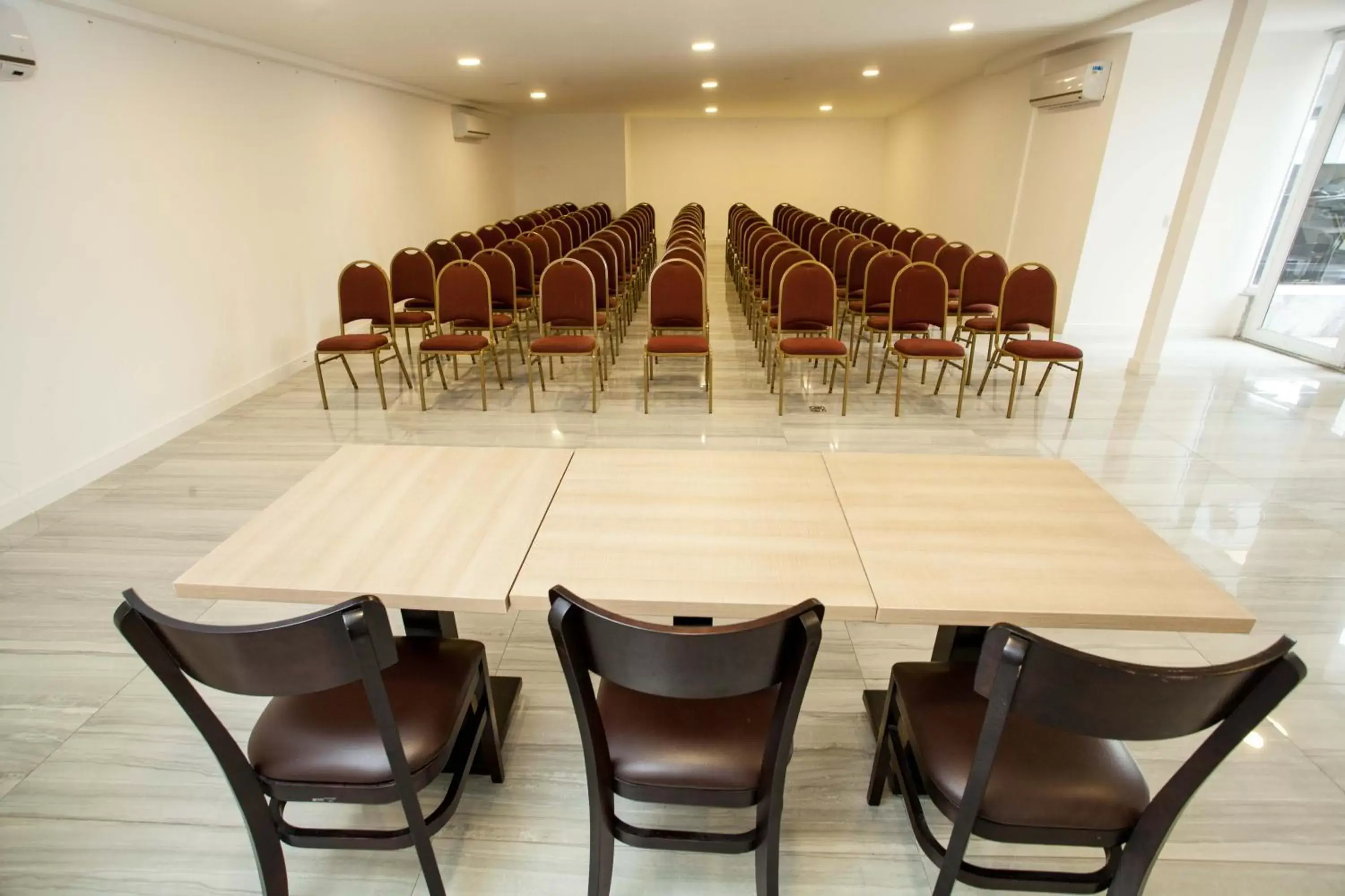 Meeting/conference room, Business Area/Conference Room in Royal Regency Palace Hotel