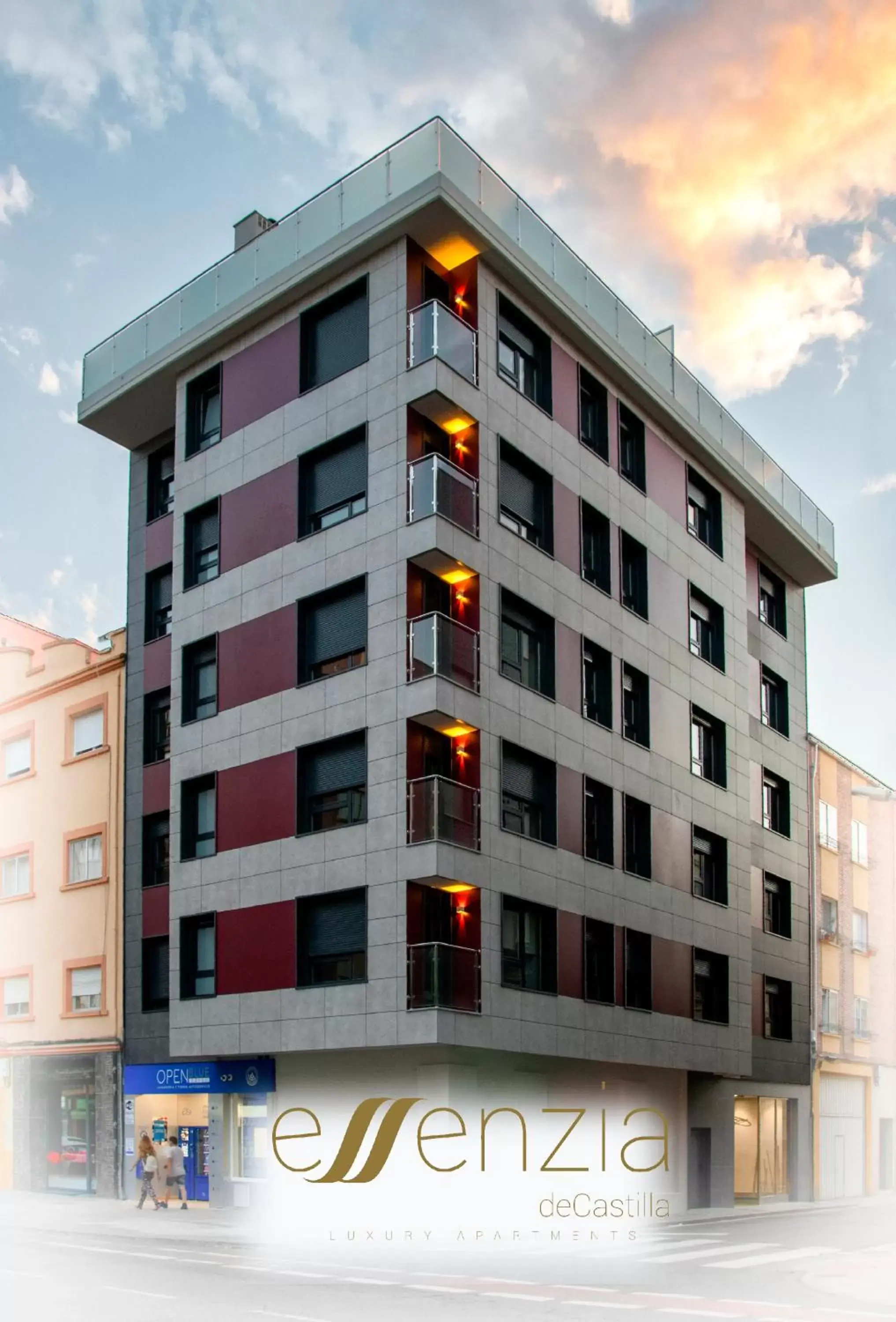 Facade/entrance, Property Building in Aparthotel Essenzia de Castilla