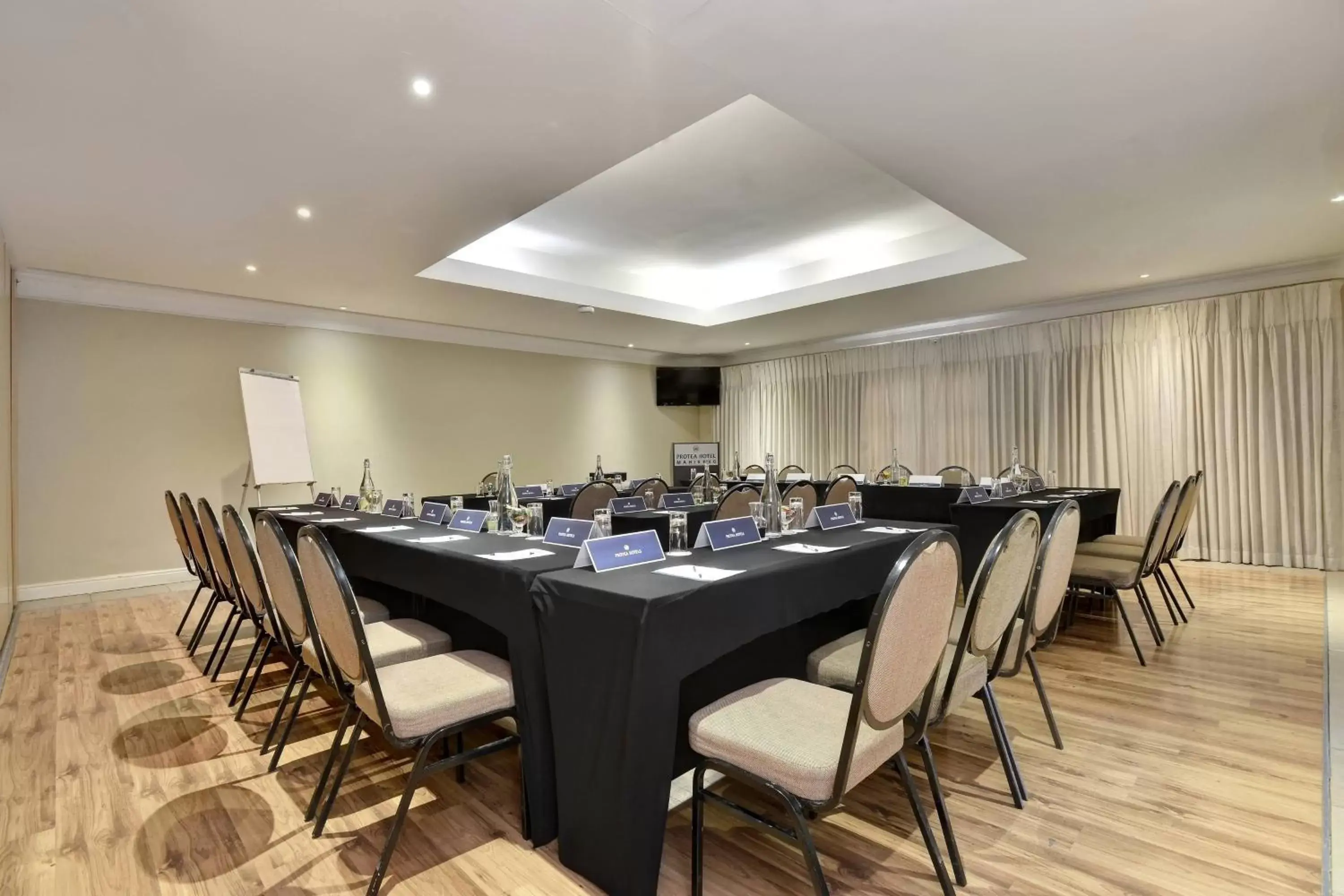 Meeting/conference room in Protea Hotel by Marriott Mahikeng