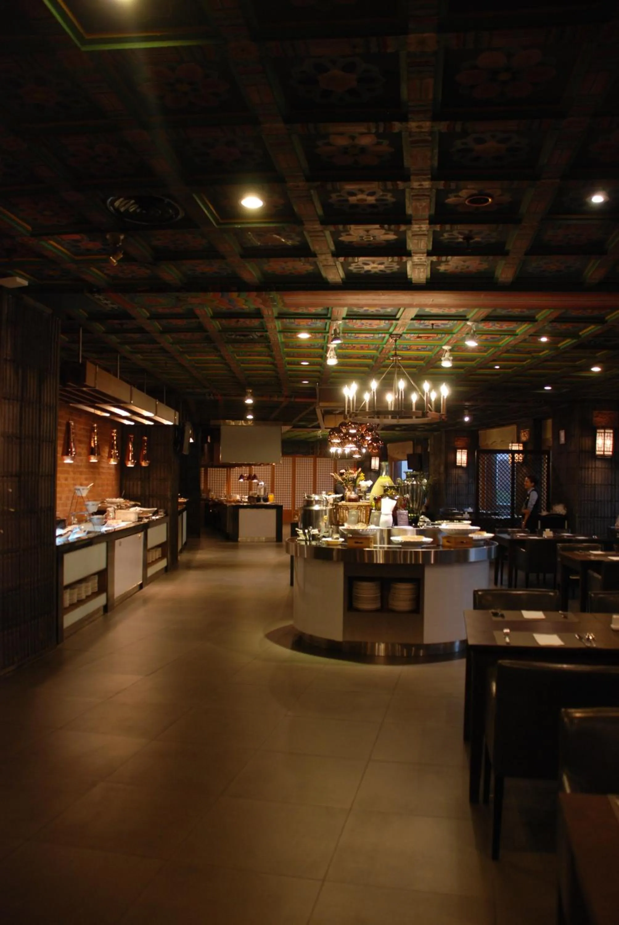 Restaurant/places to eat in Commodore Hotel Busan